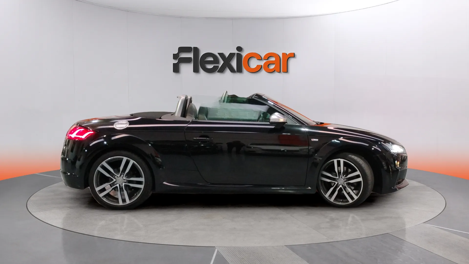 Audi TT 1.8 TFSI S tronic Roadster - foto 8