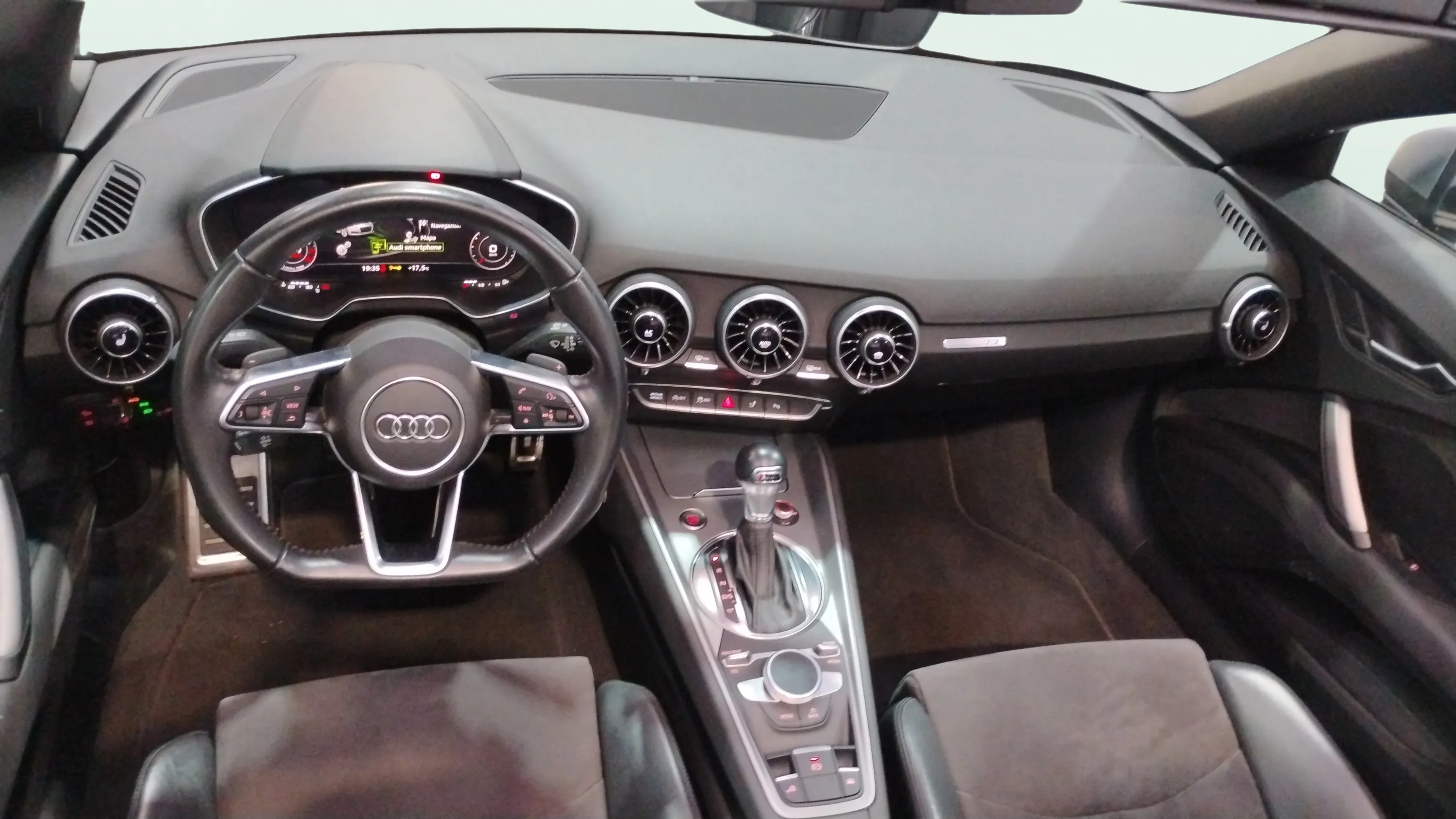 Audi TT 1.8 TFSI S tronic Roadster - foto 9