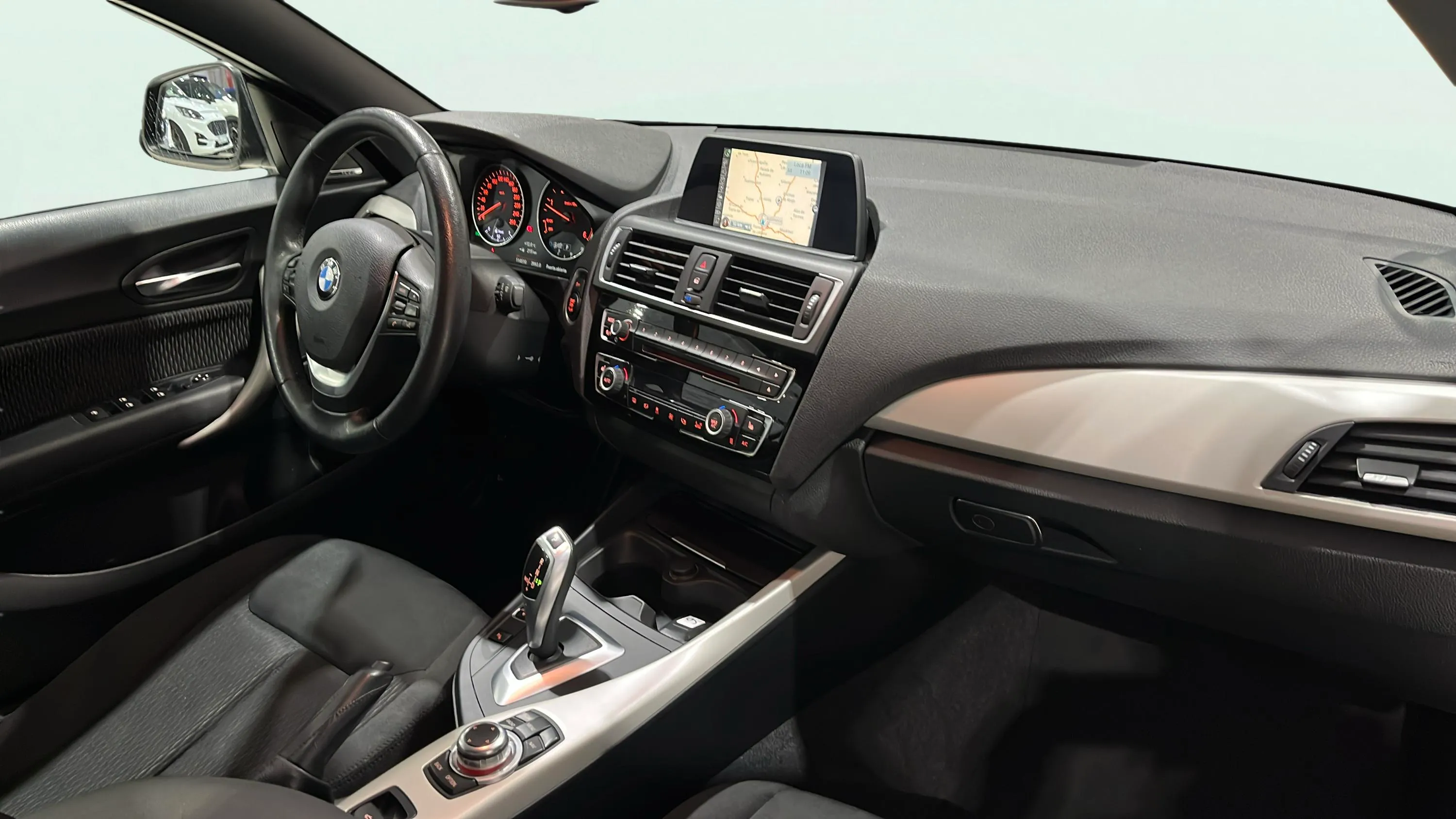 BMW Serie 2 218d - foto 16