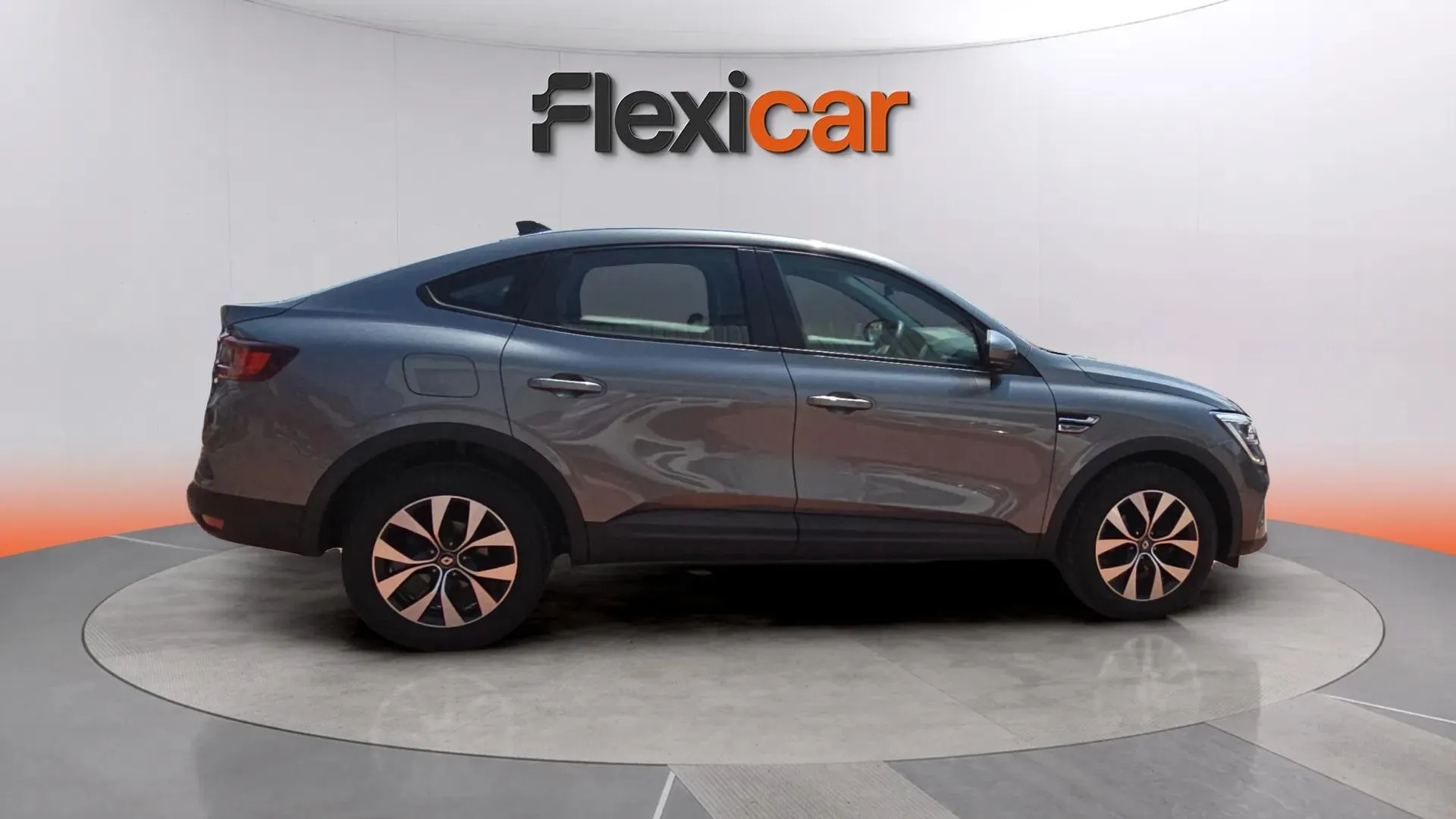 Renault Arkana Evolution TCe EDC mild hybr - foto 4