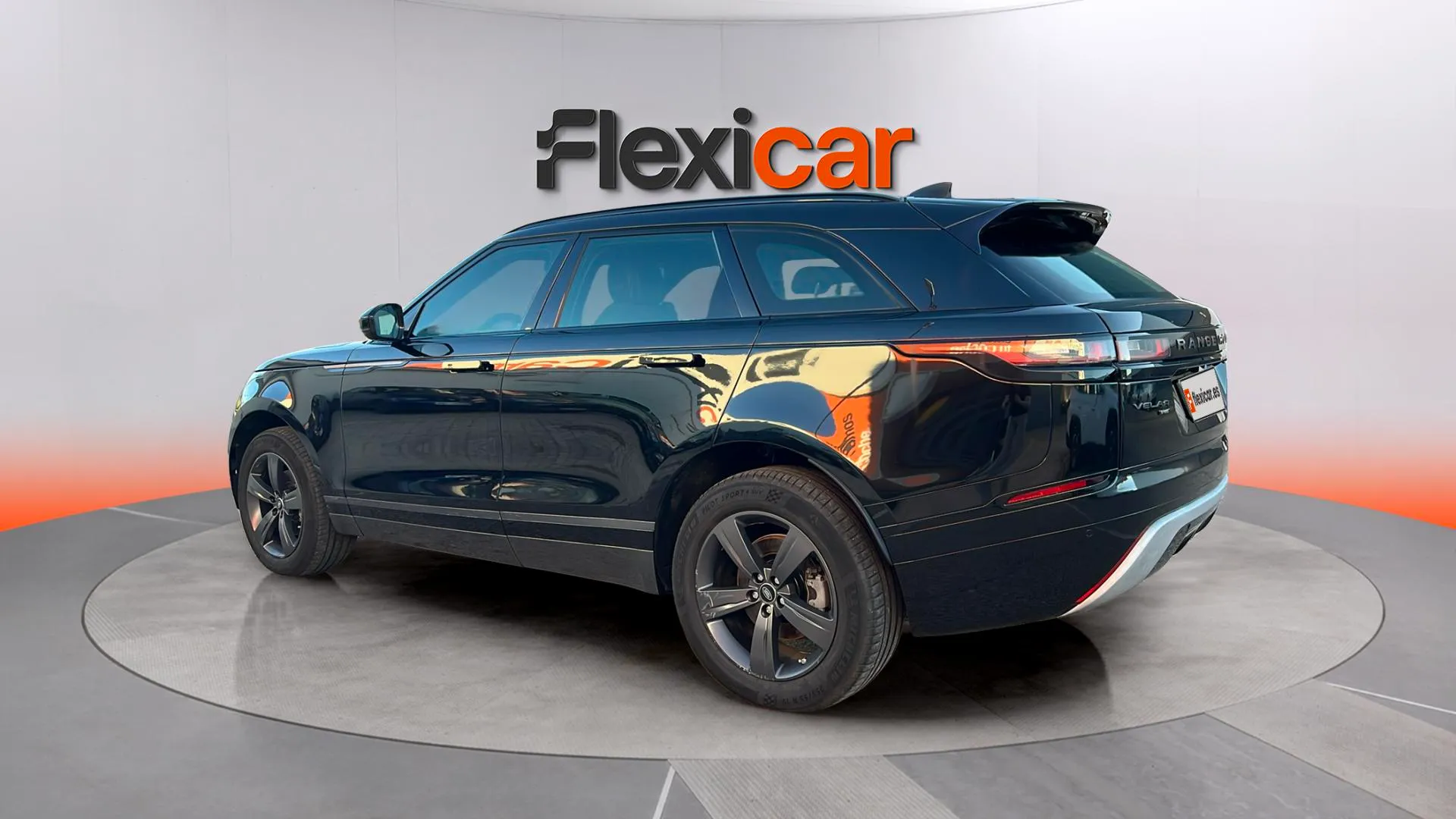 Land Rover Range Rover Velar 2.0 D180 R-Dynamic 4WD - foto 5