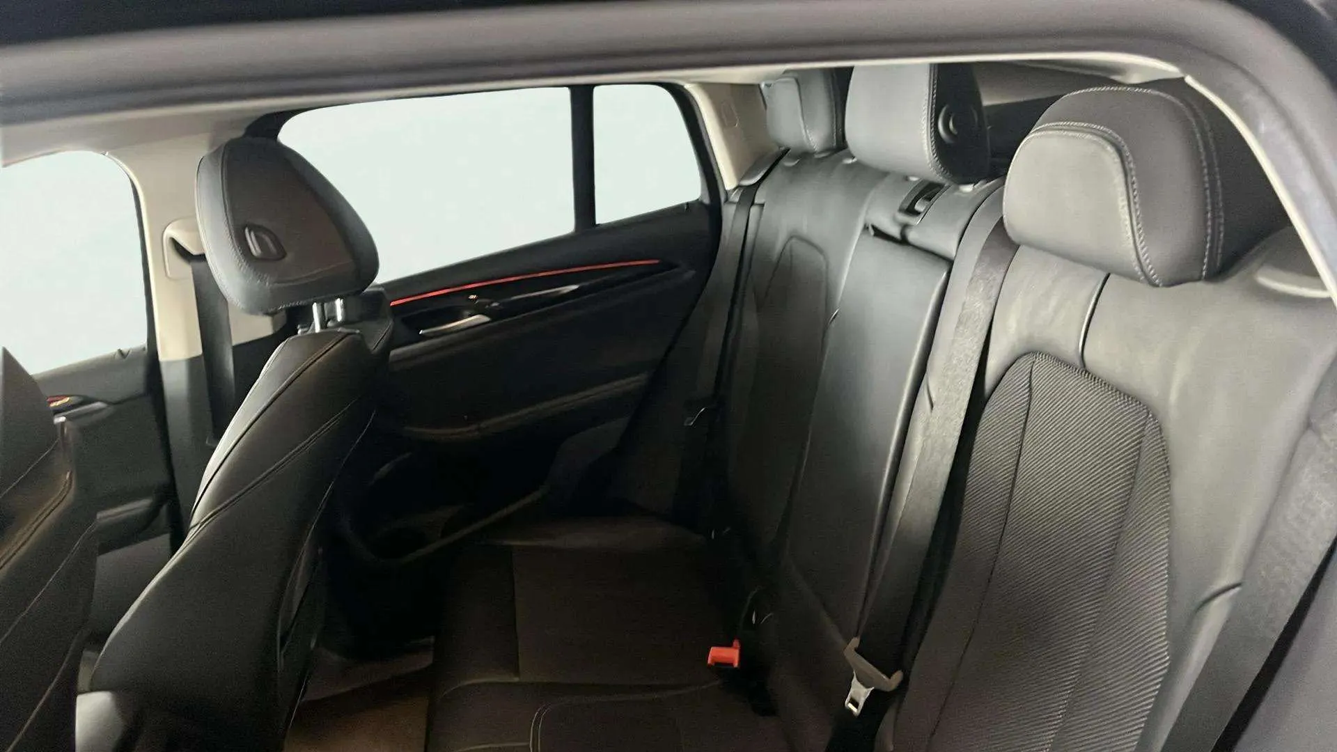 BMW X4 xDrive20d - foto 23