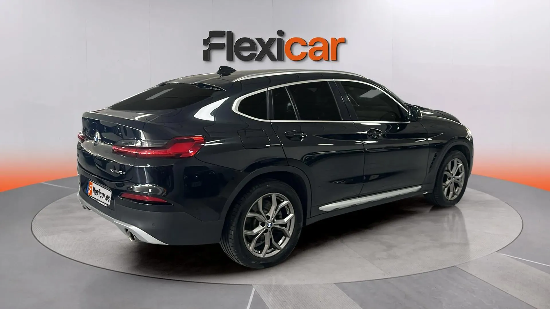 BMW X4 xDrive20d - foto 8