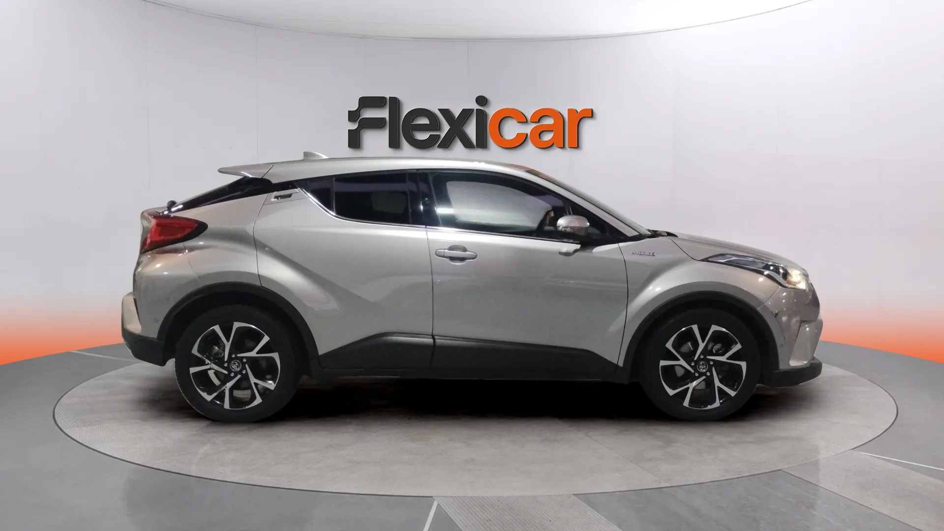 Toyota C-HR 1.8 125H Active - foto 7