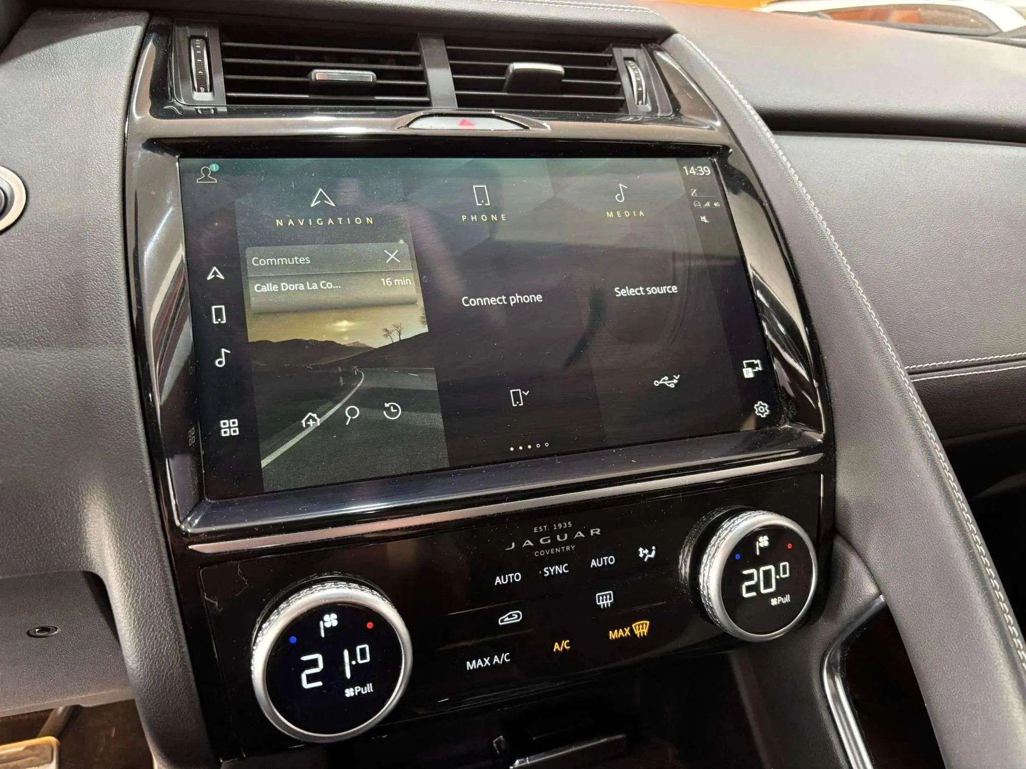 Jaguar E-Pace 2.0D I4 AWD MHEV R-Dynamic S - foto 22