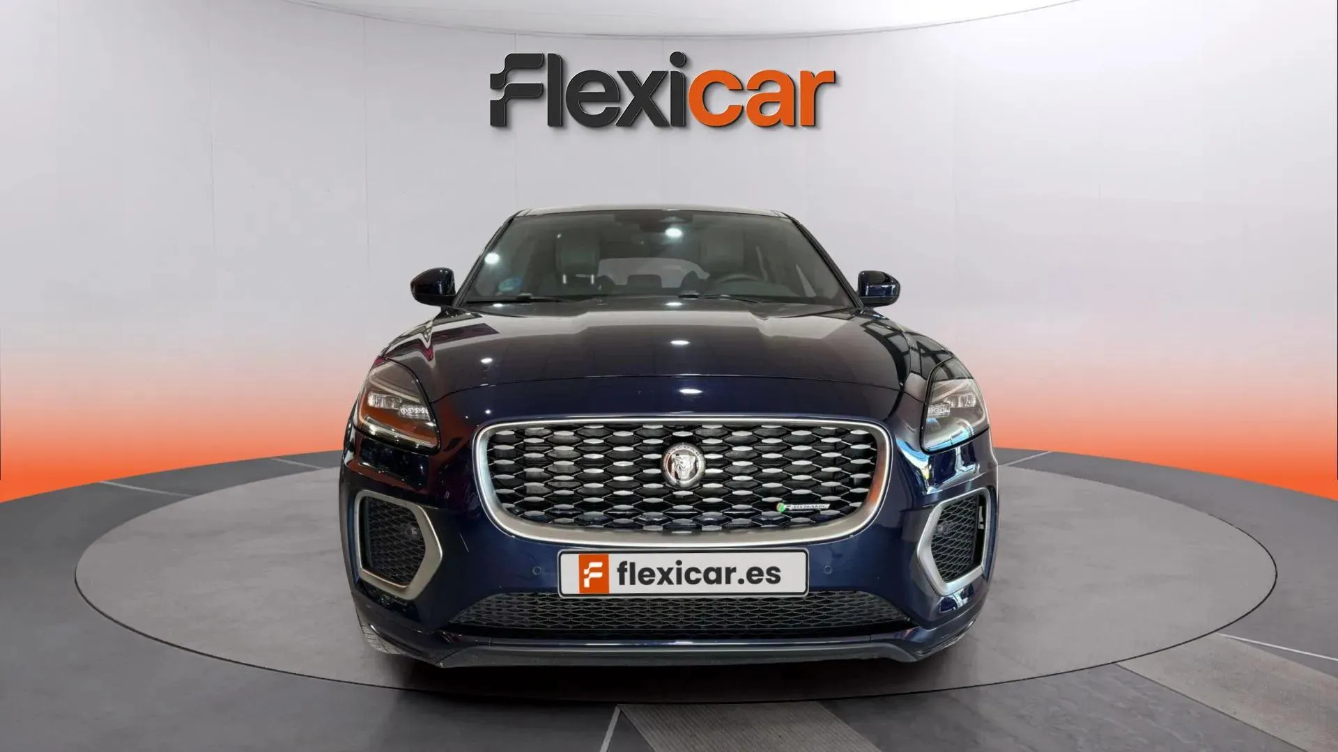 Jaguar E-Pace 2.0D I4 AWD MHEV R-Dynamic S - foto 2