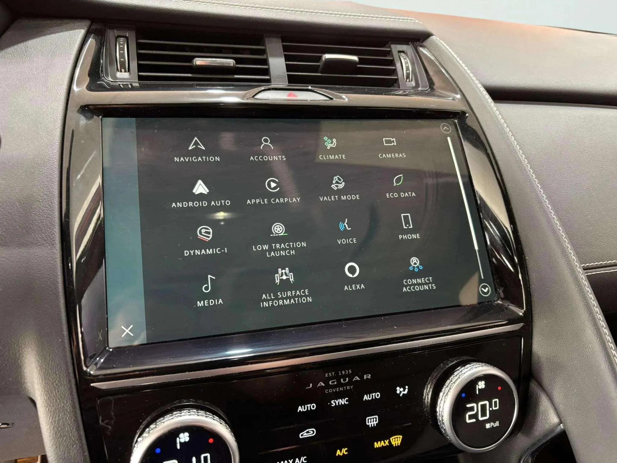 Jaguar E-Pace 2.0D I4 AWD MHEV R-Dynamic S - foto 24