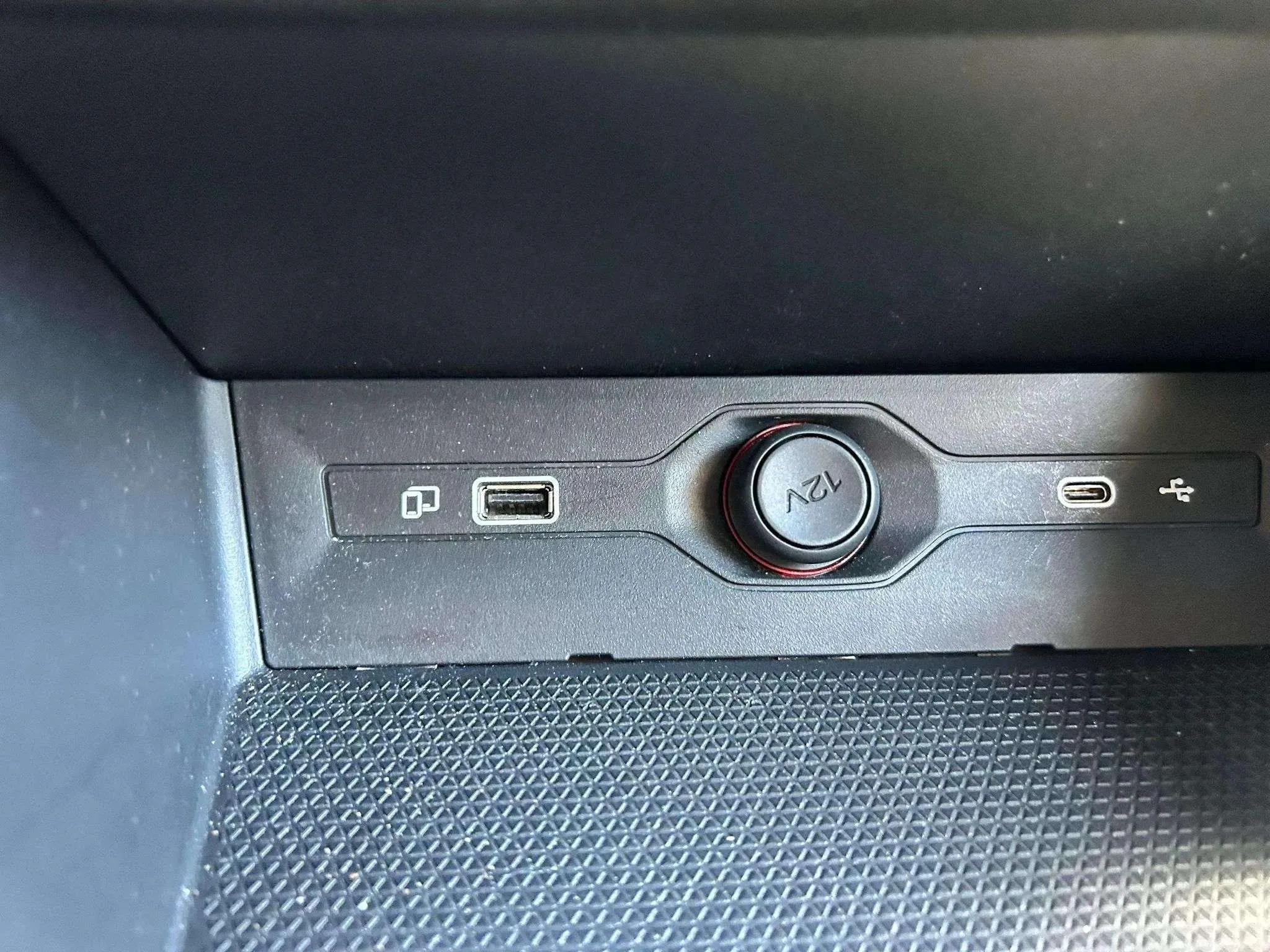 MG MG3 Hybrid+ Luxury - foto 15