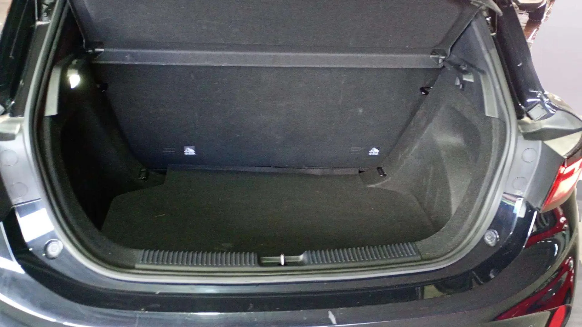 MG MG3 Hybrid+ Luxury - foto 12