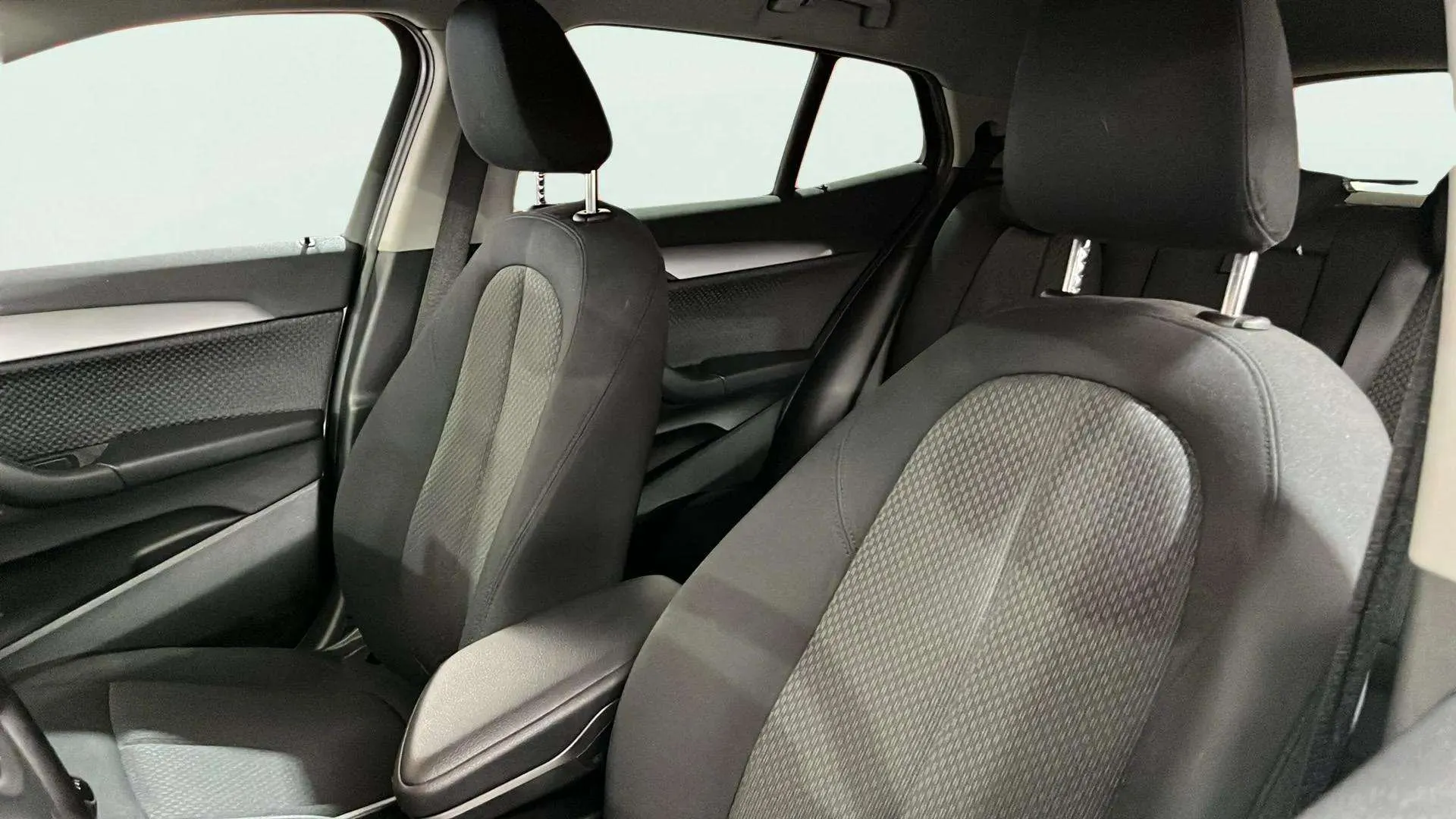 BMW X2 sDrive18d - foto 26