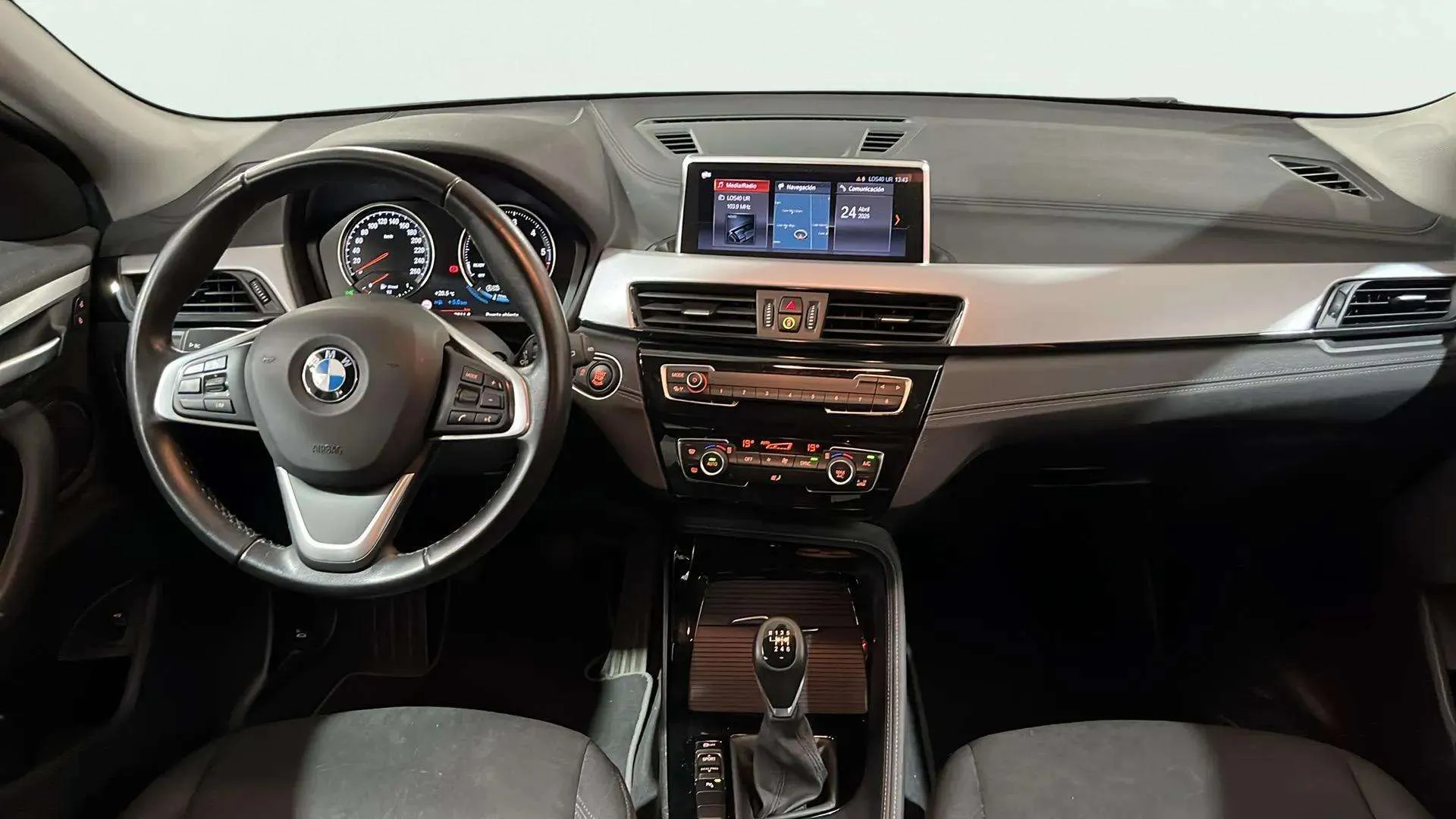BMW X2 sDrive18d - foto 12