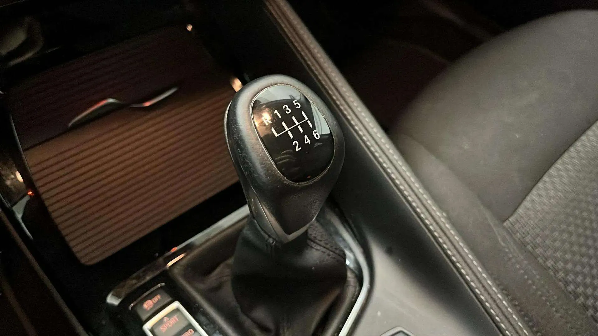 BMW X2 sDrive18d - foto 17