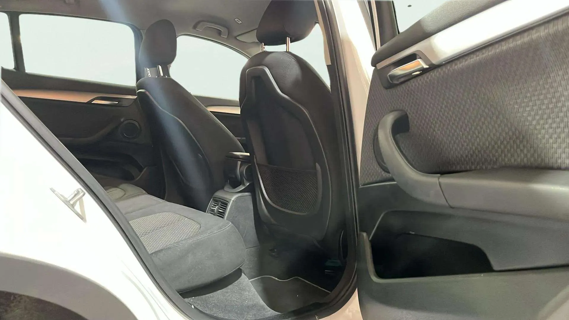 BMW X2 sDrive18d - foto 14