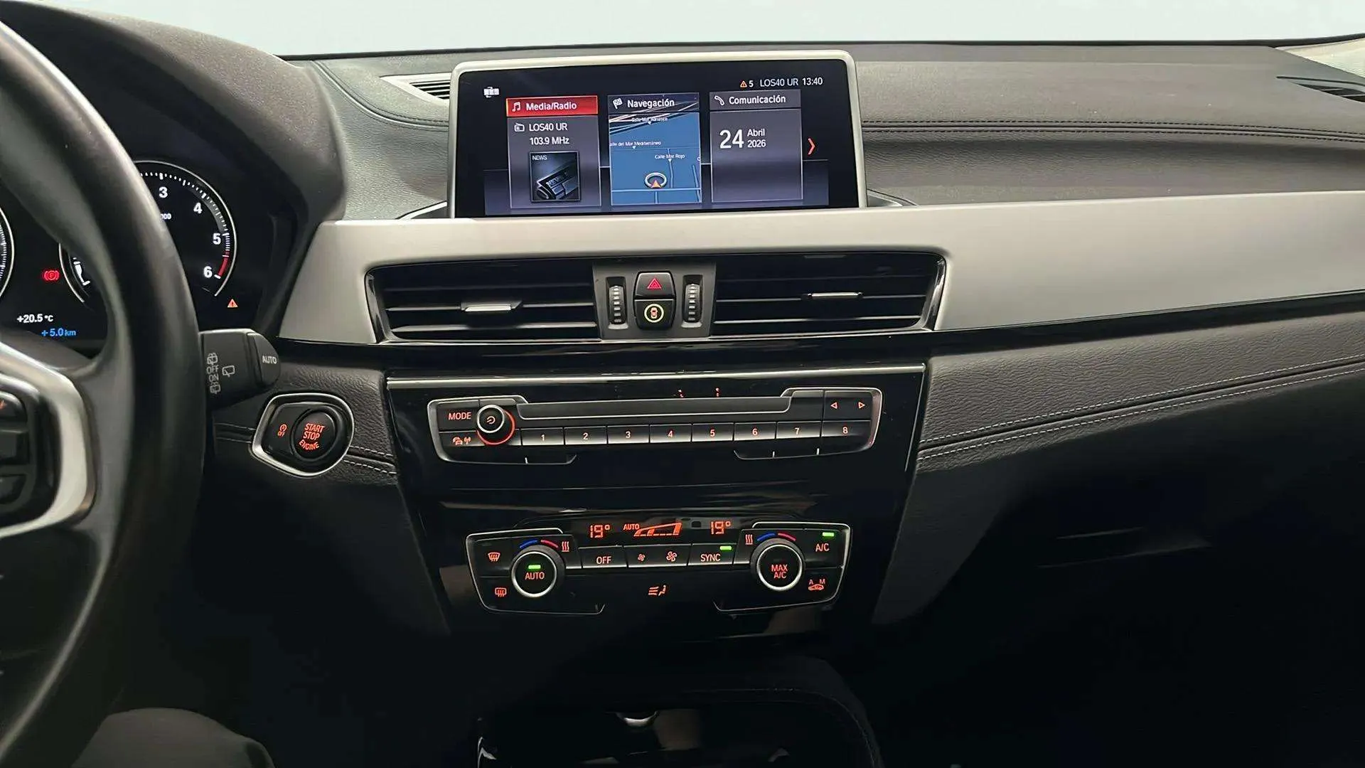 BMW X2 sDrive18d - foto 11