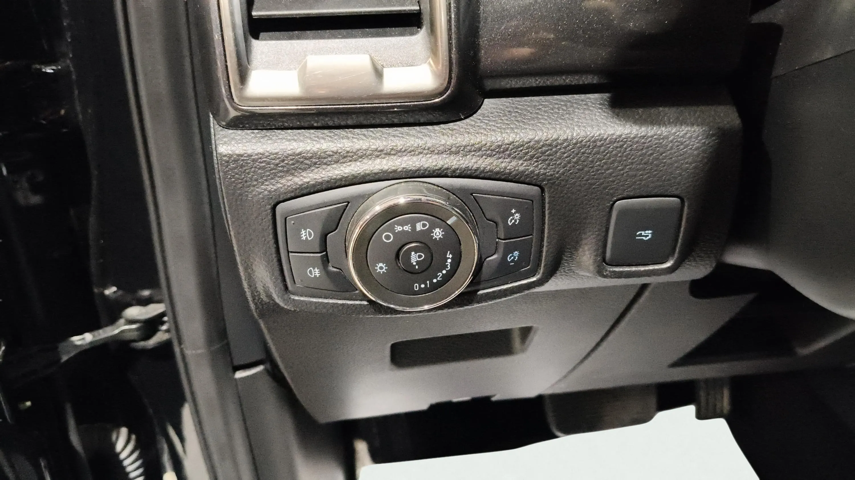 Ford Ranger 2.0 Ecobl 4x4 Dob Cab Wildtrack - foto 17