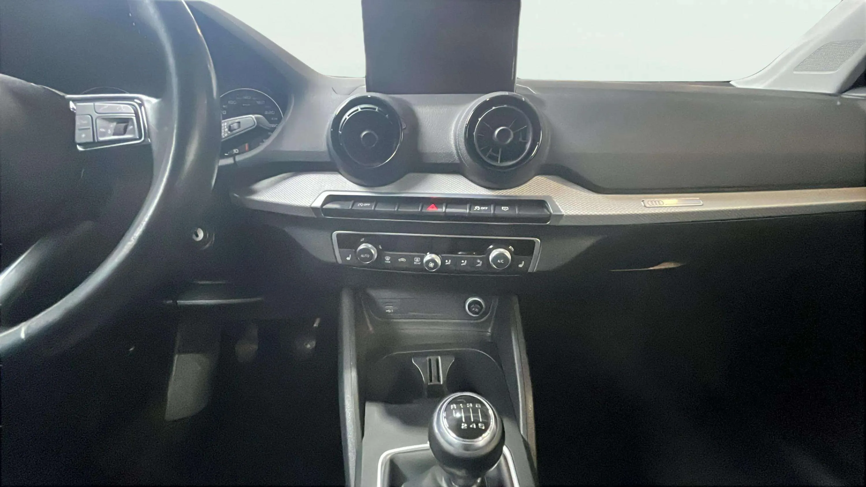 Audi Q2 design edition 1.4 TFSI COD - foto 11