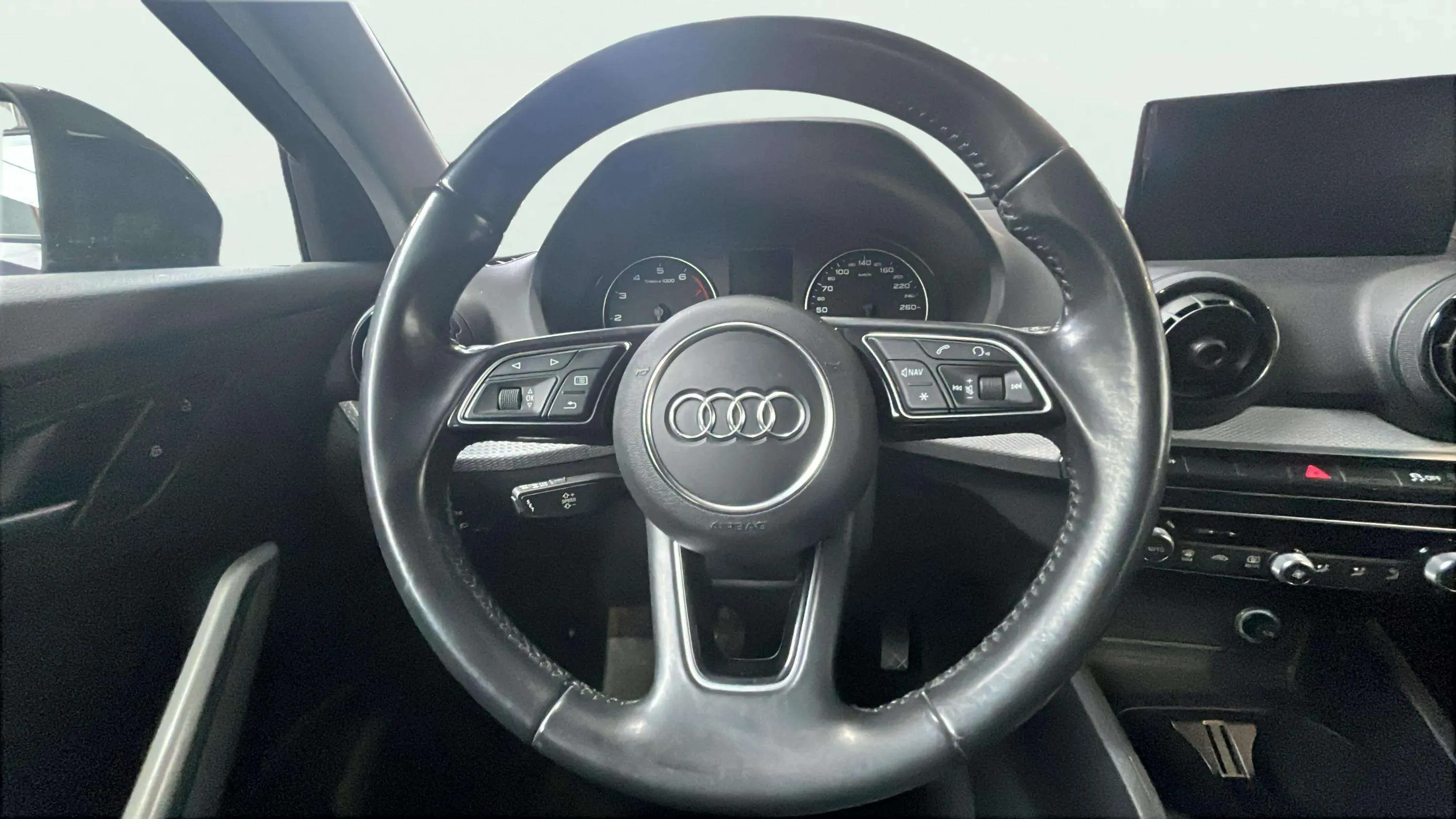 Audi Q2 design edition 1.4 TFSI COD - foto 12