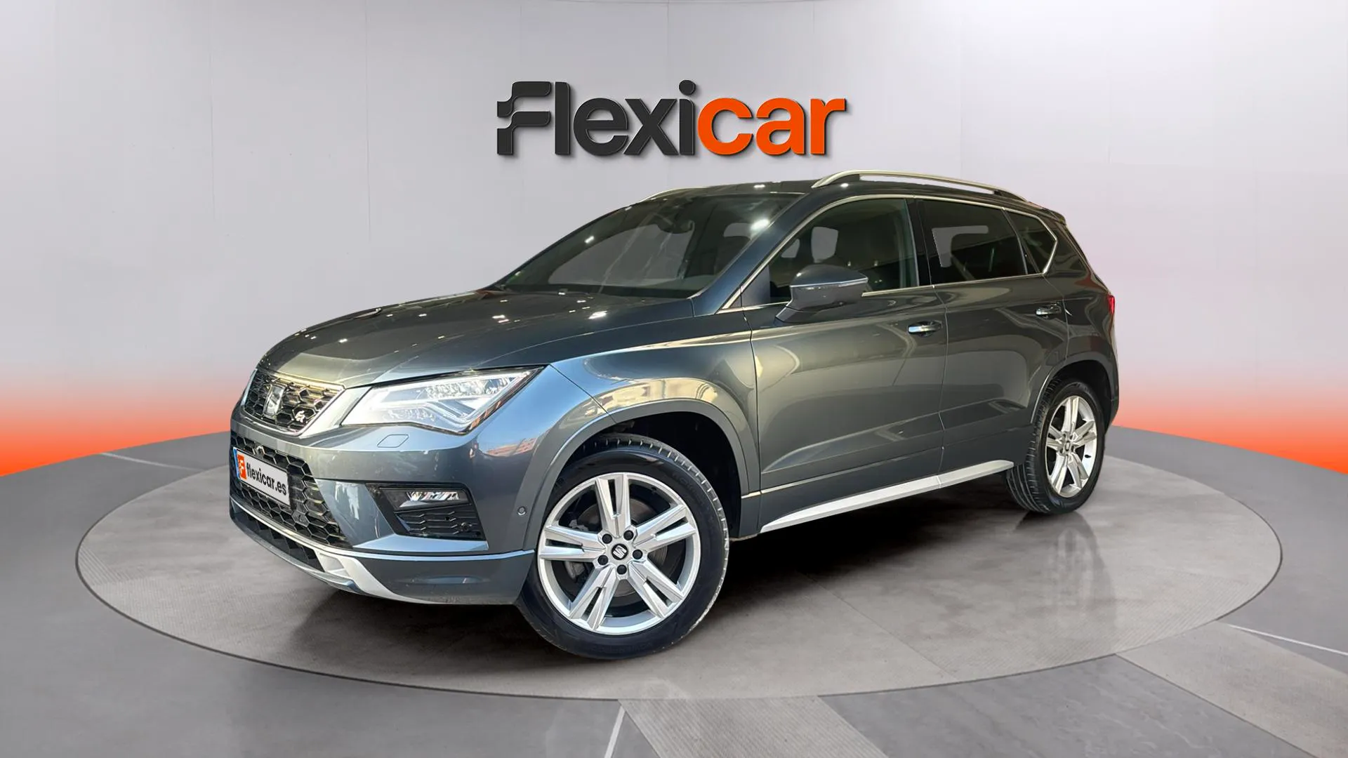 SEAT Ateca 2.0 TSI DSG-7 4D FR - foto 2