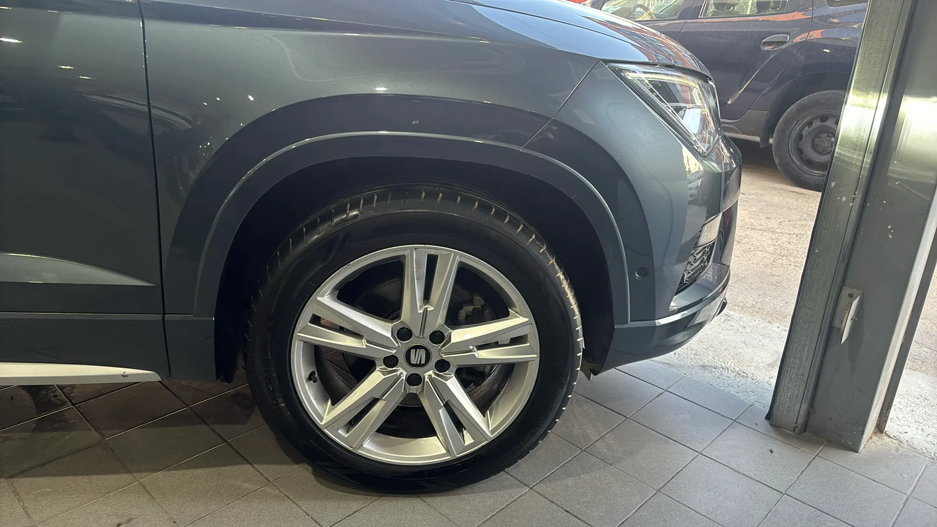 SEAT Ateca 2.0 TSI DSG-7 4D FR - foto 17
