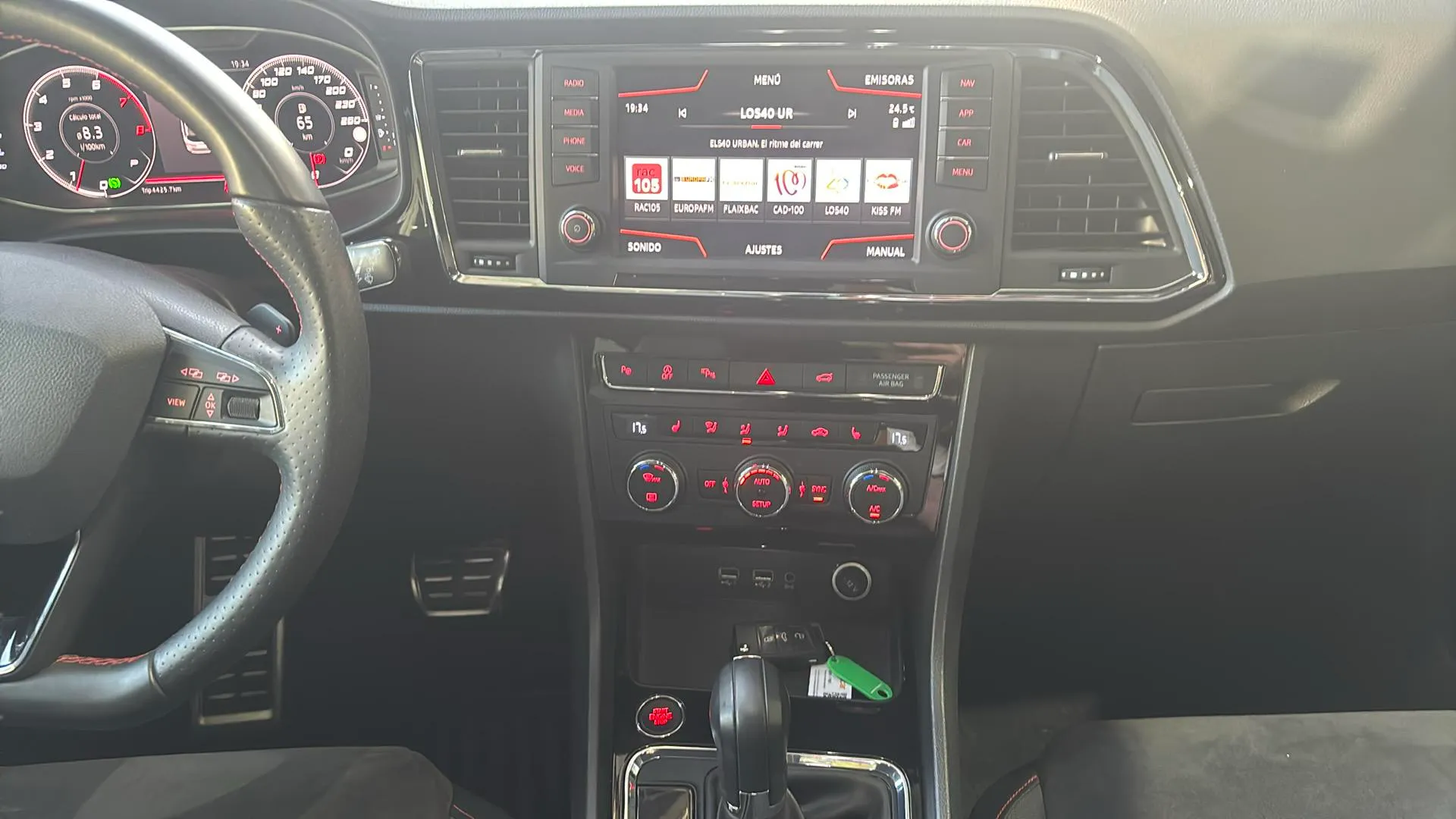 SEAT Ateca 2.0 TSI DSG-7 4D FR - foto 10