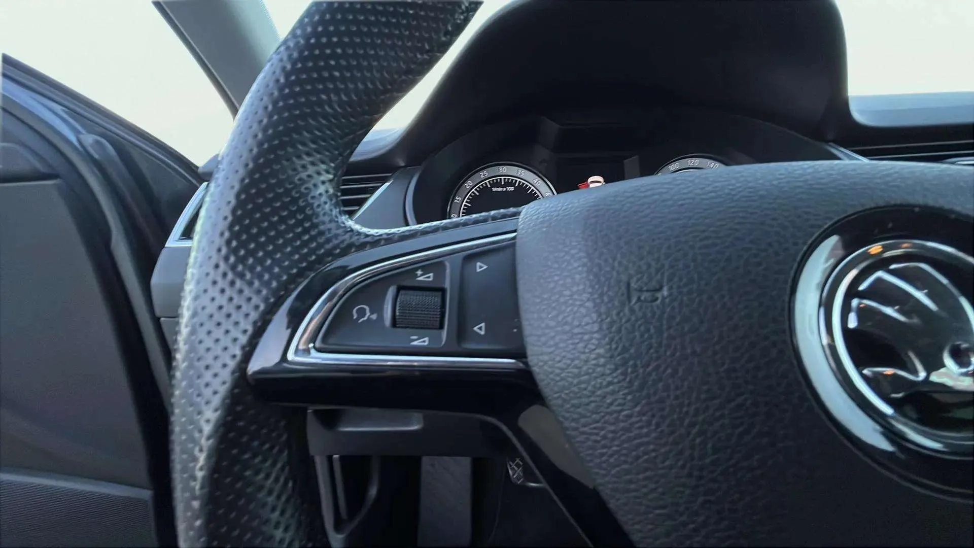 Škoda Octavia 1.6 TDI Style - foto 19
