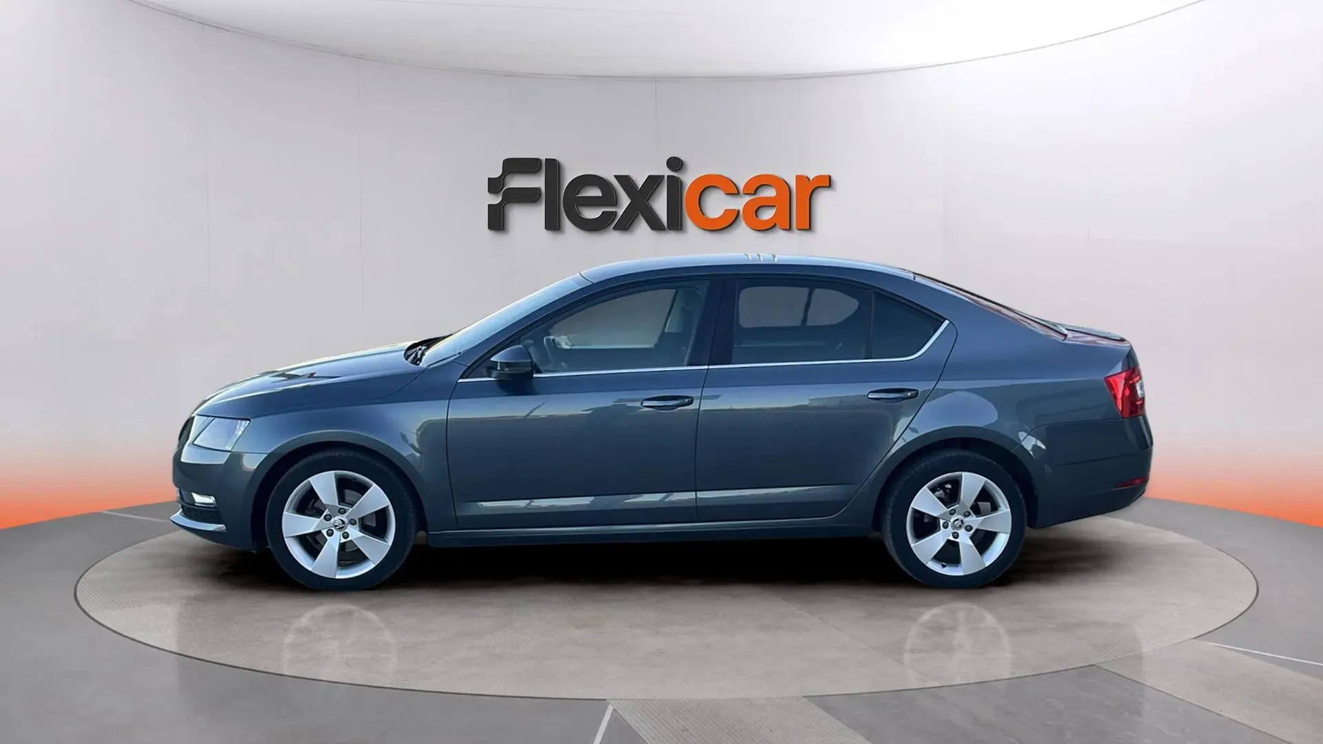 Škoda Octavia 1.6 TDI Style - foto 4