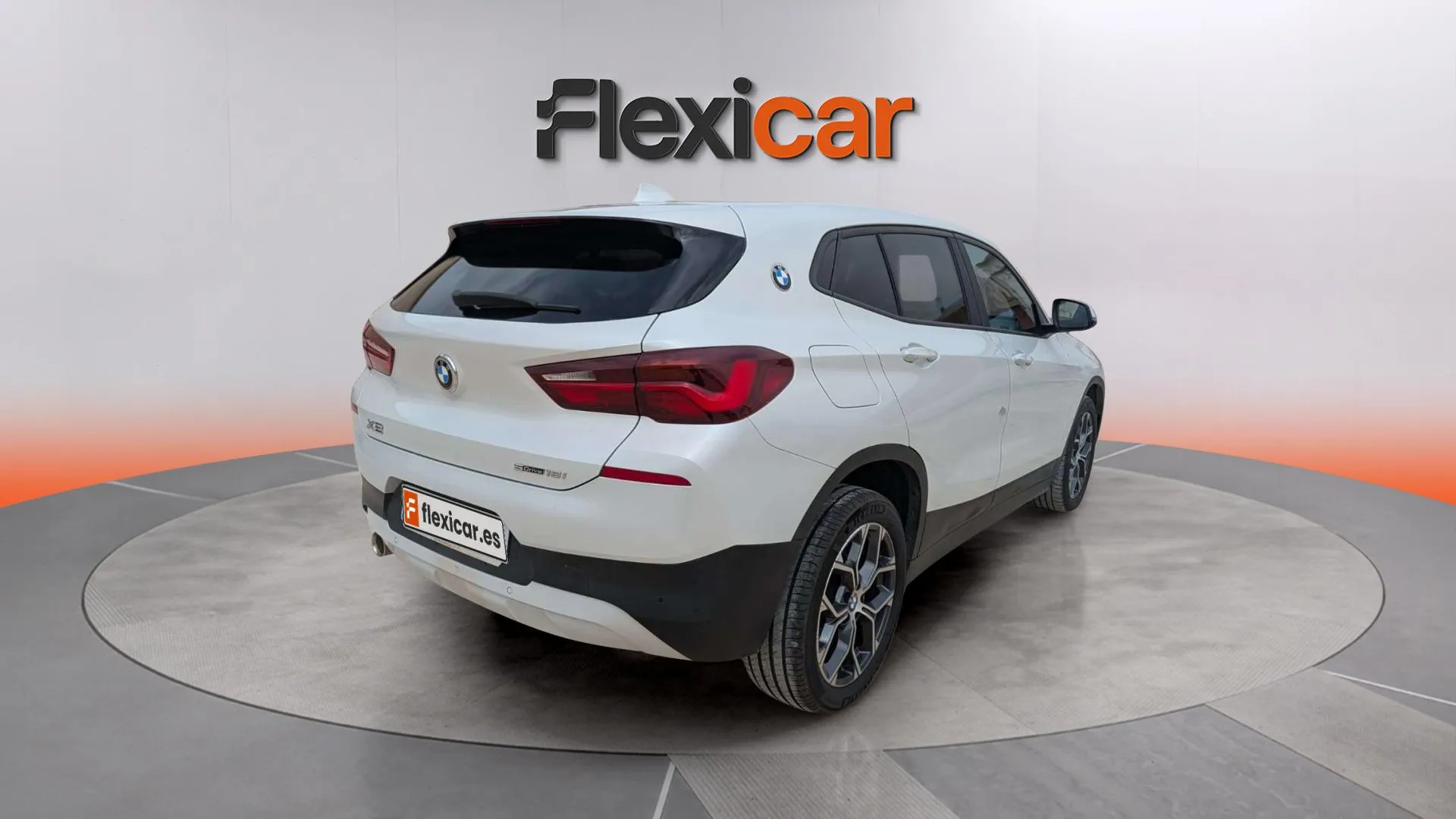 BMW X2 sDrive18i - foto 7