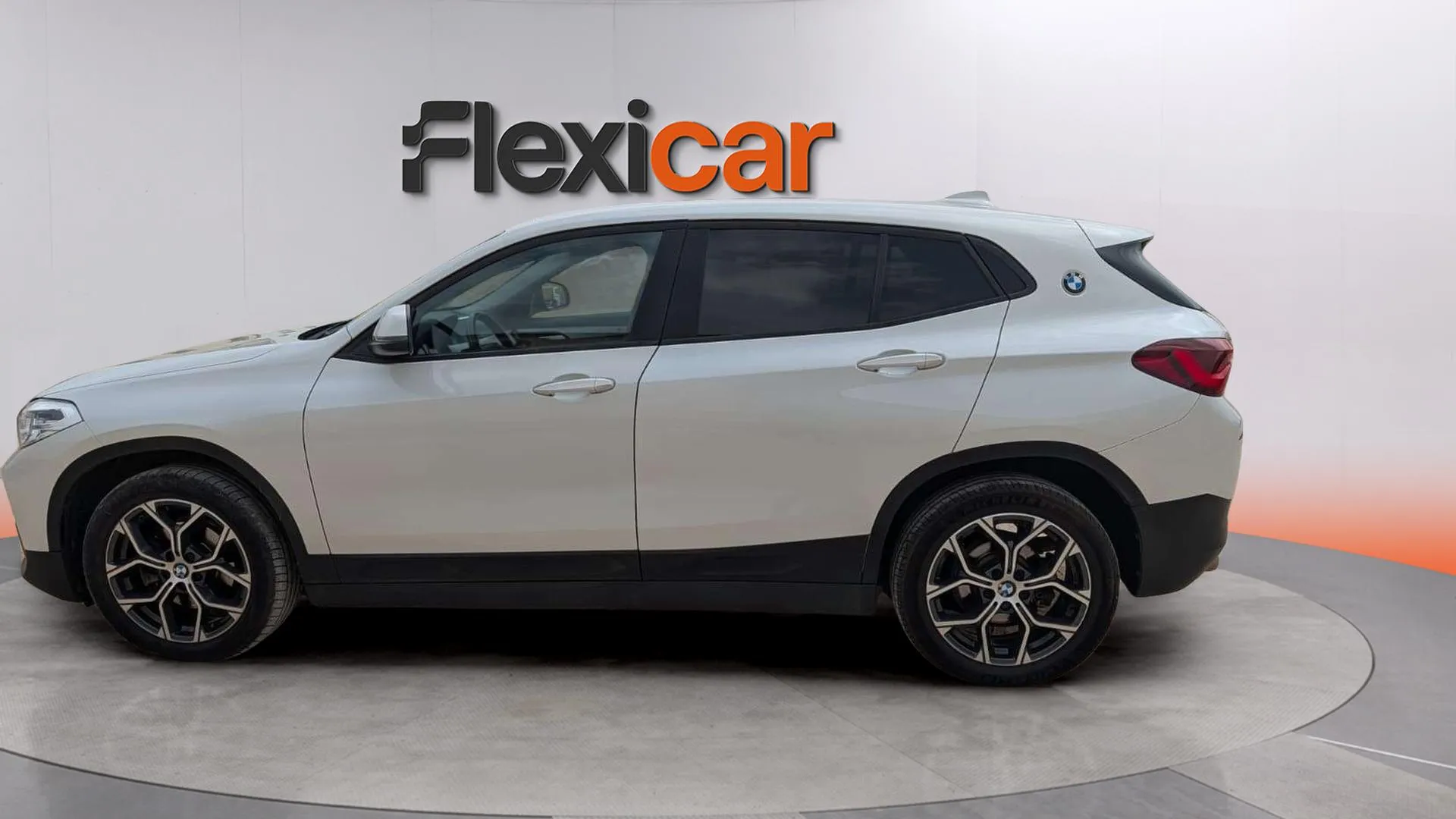 BMW X2 sDrive18i - foto 4