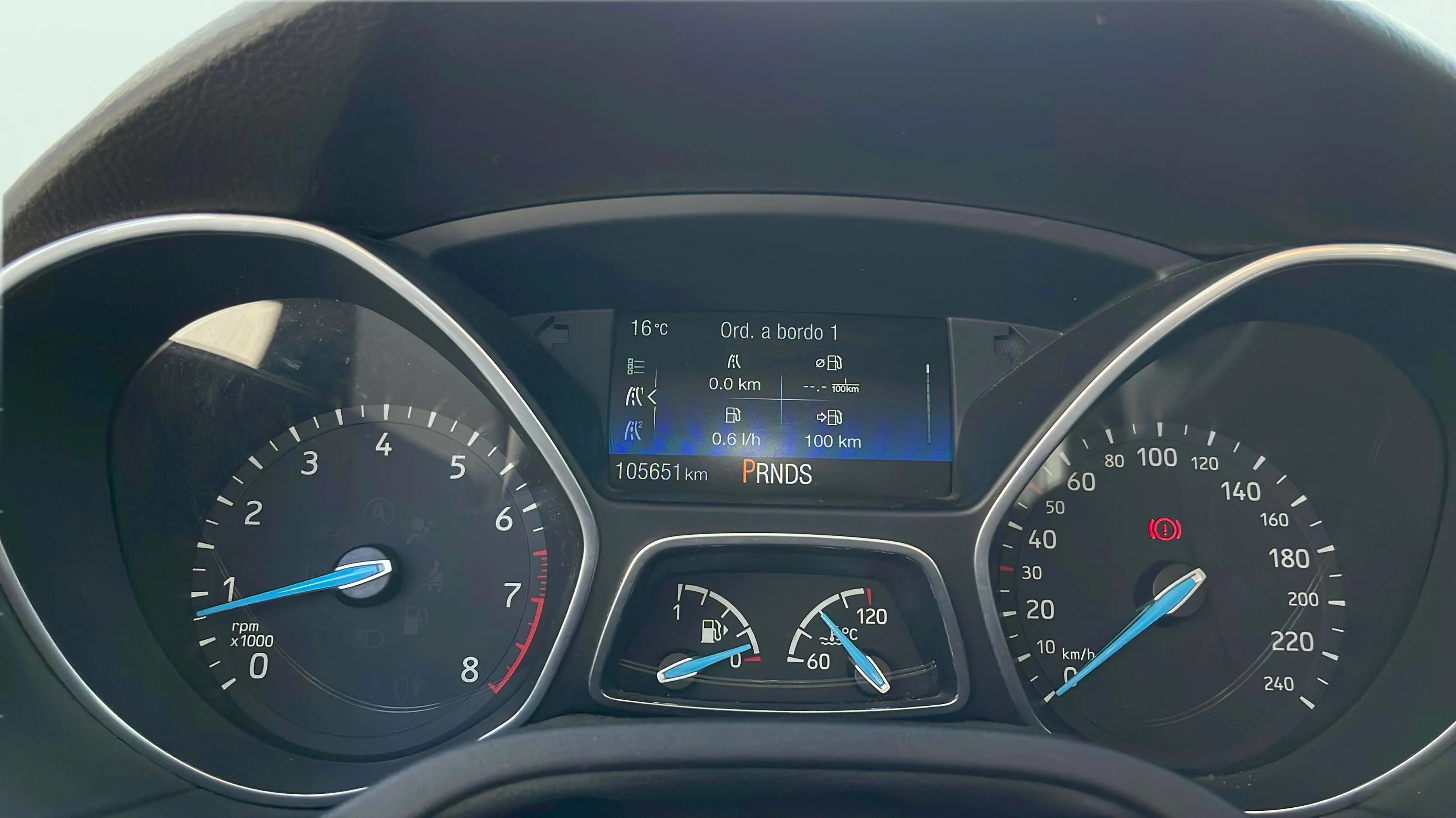 Ford Focus 1.0 EcoBoost ST-Line - foto 11