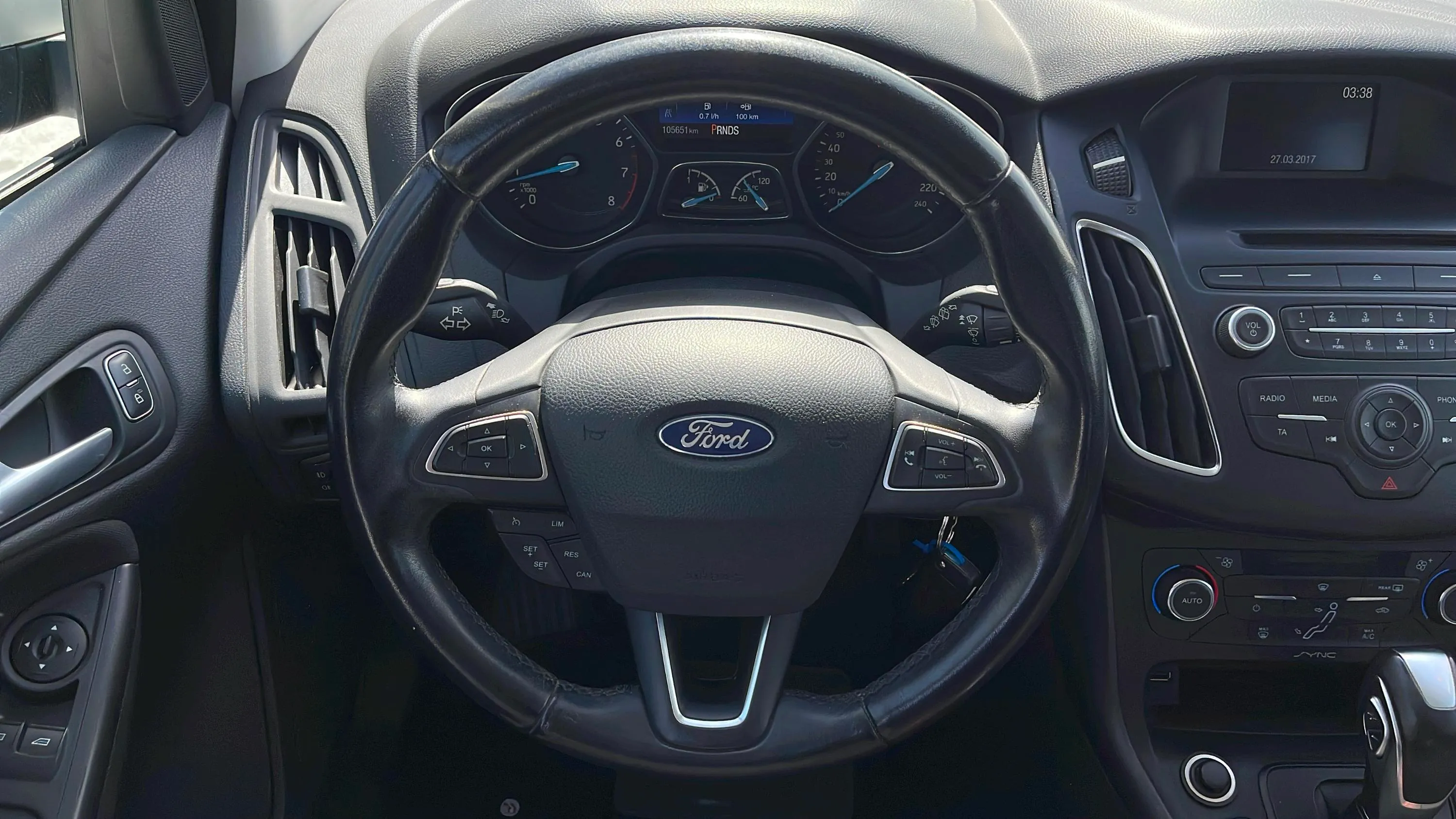 Ford Focus 1.0 EcoBoost ST-Line - foto 10