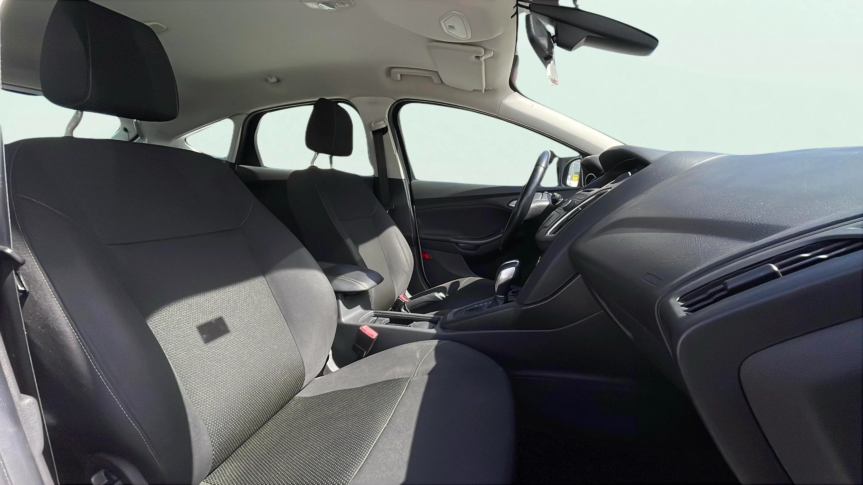 Ford Focus 1.0 EcoBoost ST-Line - foto 13