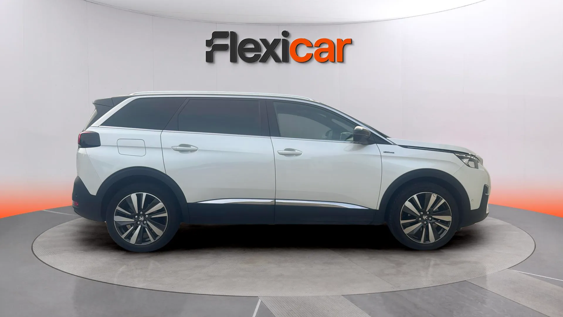 Peugeot 5008 Active 1.2L PureTech (130) EAT8 - foto 3