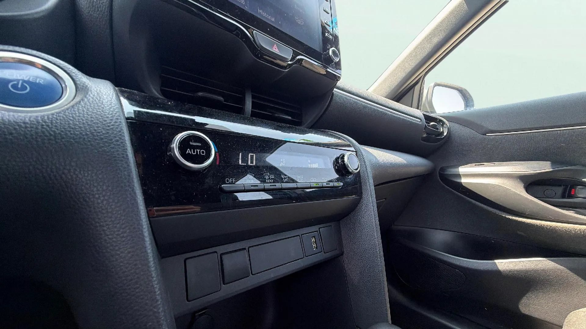 Toyota Yaris Cross 1.5 120H Active Tech - foto 23