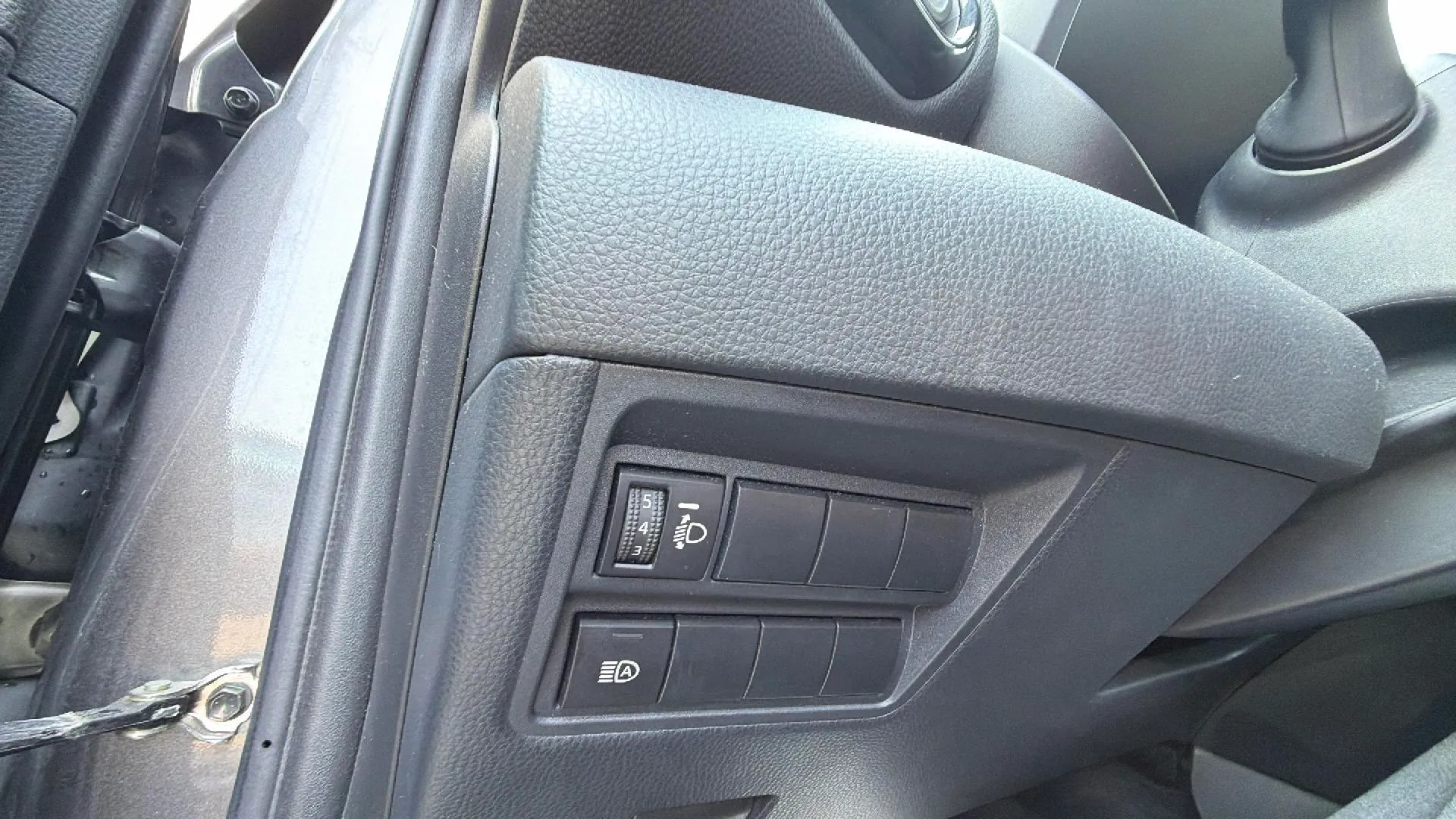 Toyota Yaris Cross 1.5 120H Active Tech - foto 28