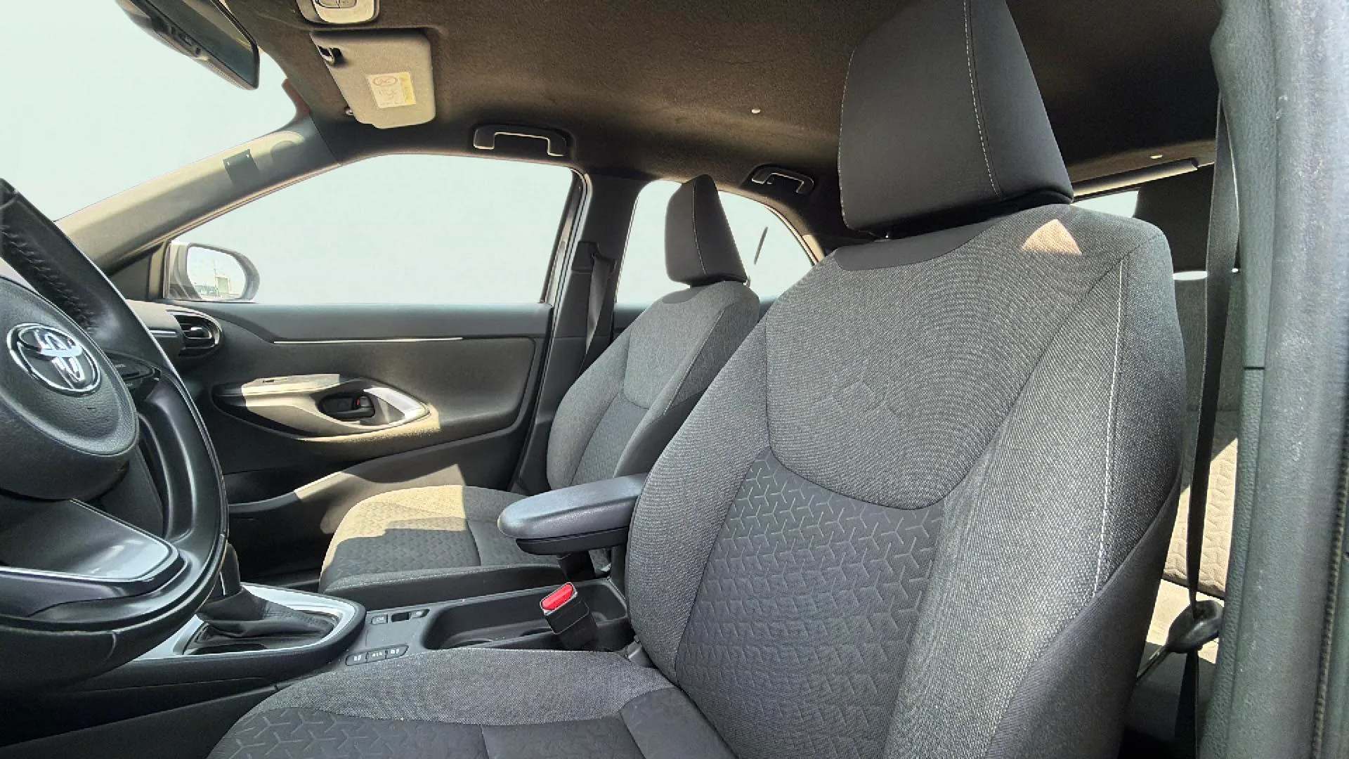Toyota Yaris Cross 1.5 120H Active Tech - foto 10