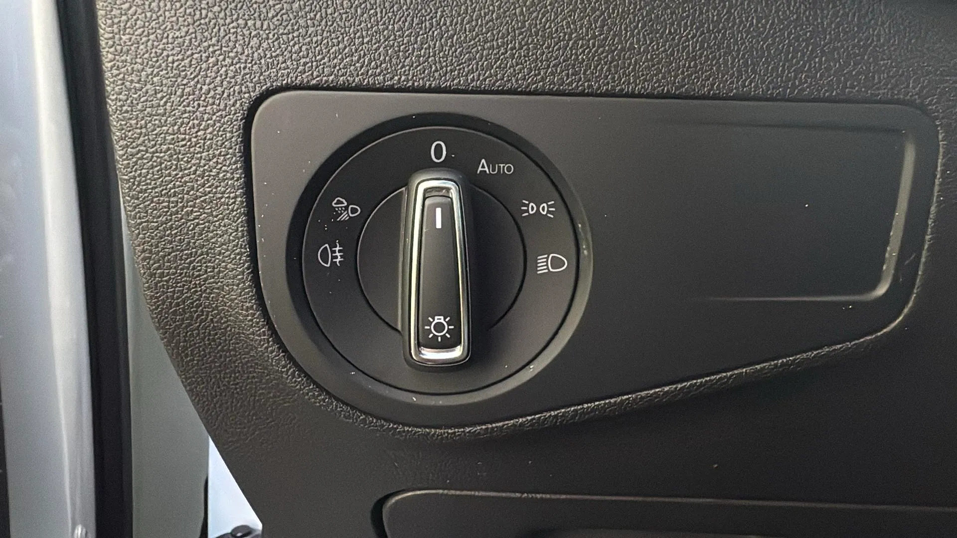 Volkswagen Tiguan R-Line 2.0 TDI DSG - foto 21