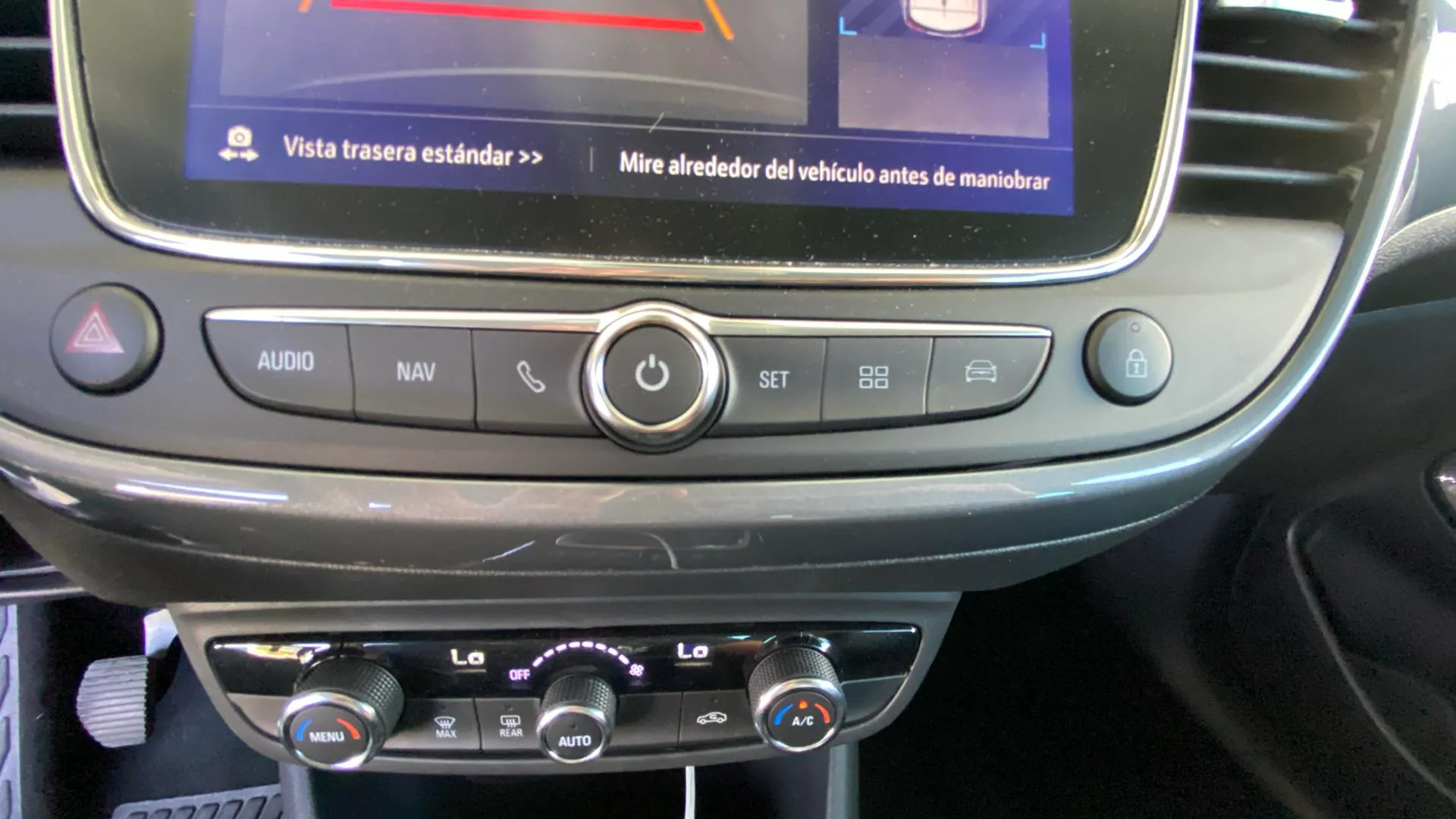Opel Crossland 1.2 Elegance - foto 21