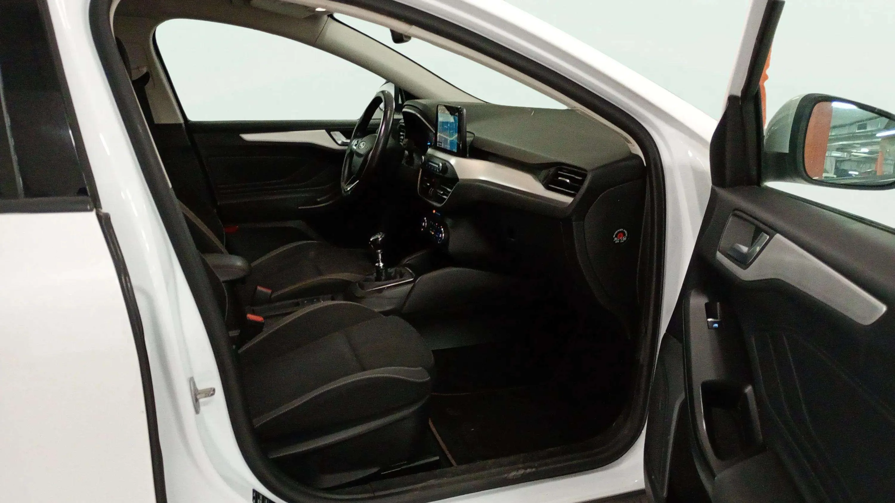 Ford Focus 1.5 EcoBlue Trend Edition - foto 12