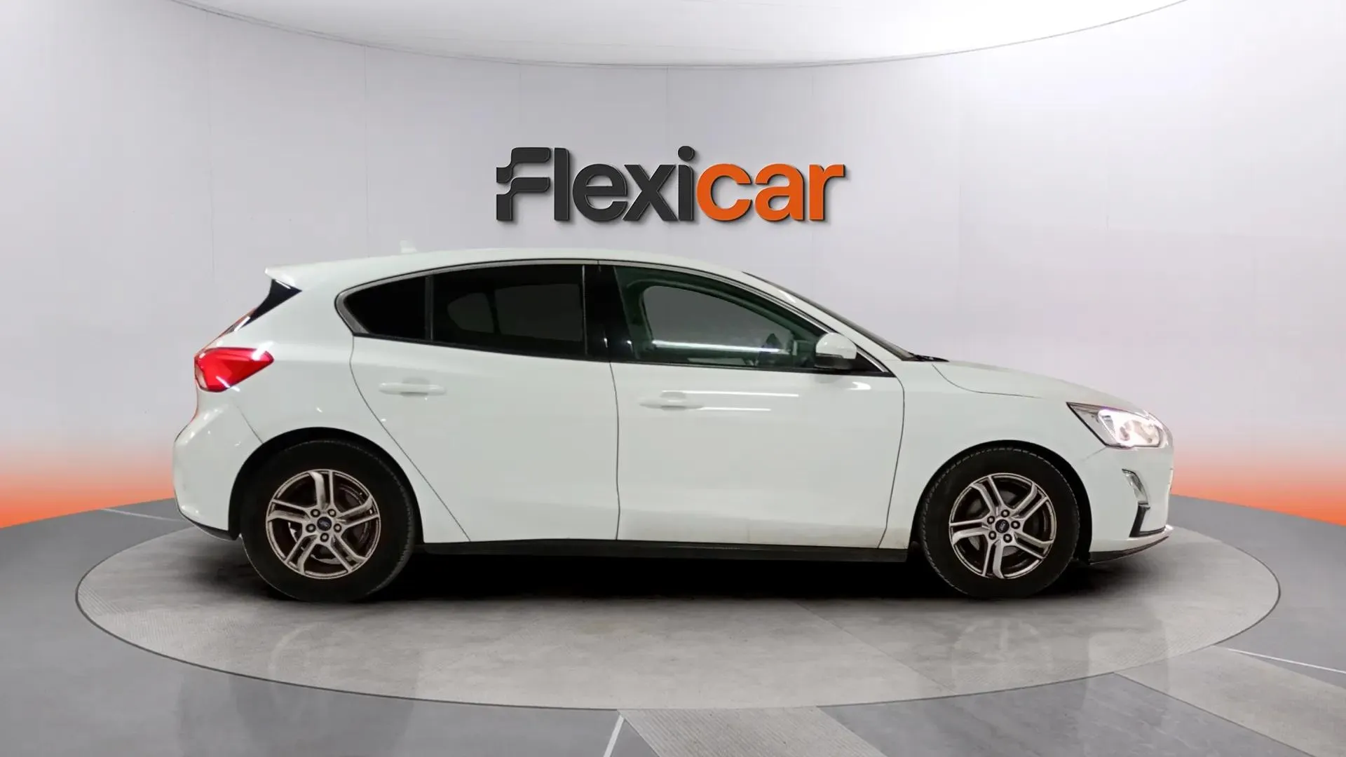 Ford Focus 1.5 EcoBlue Trend Edition - foto 6