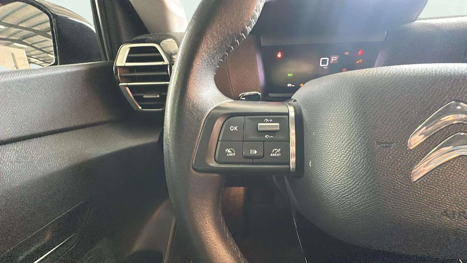 Citroën C4 BlueHDi 130 EAT8 Feel Pack - foto 12