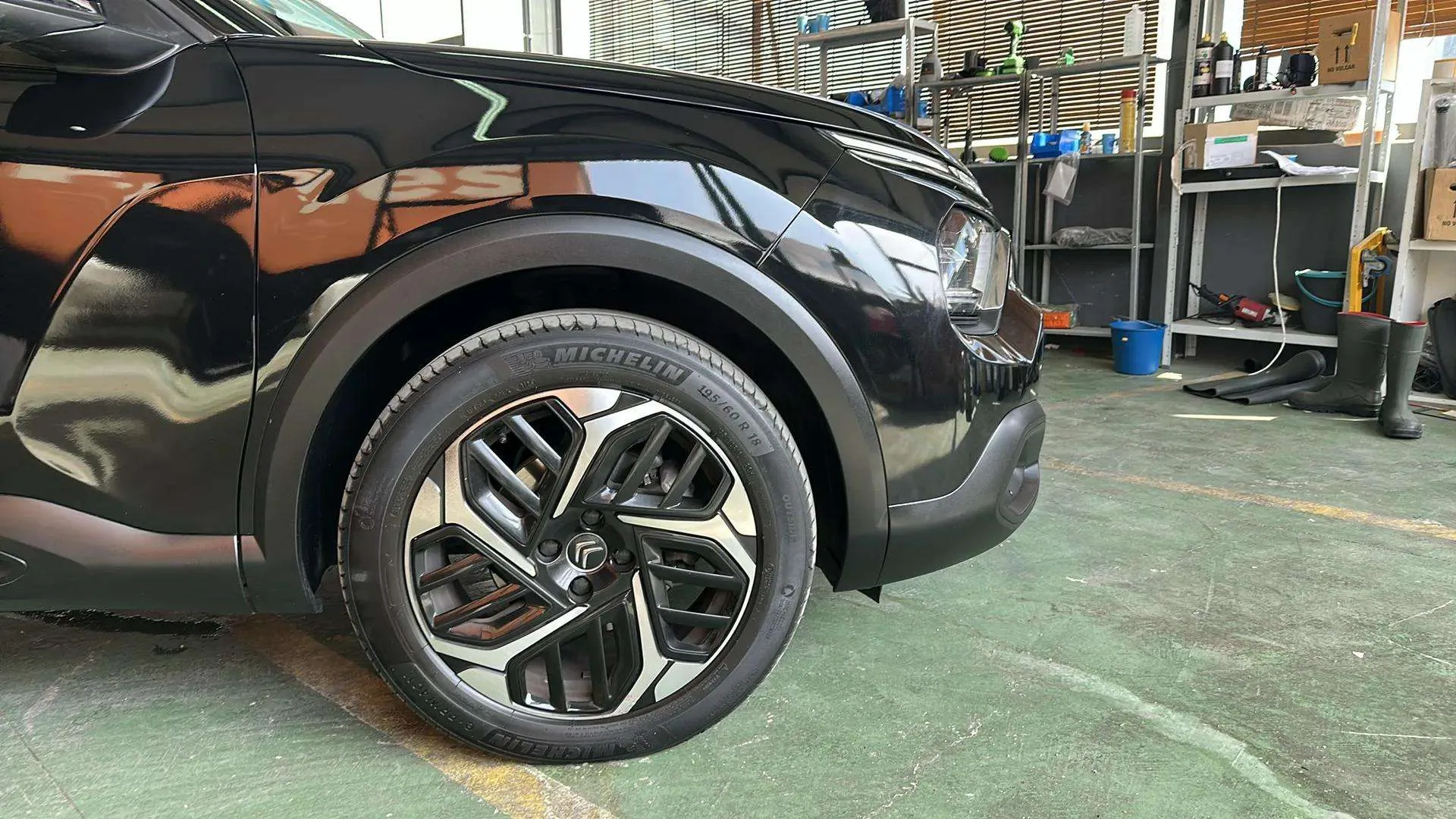 Citroën C4 BlueHDi 130 EAT8 Feel Pack - foto 9