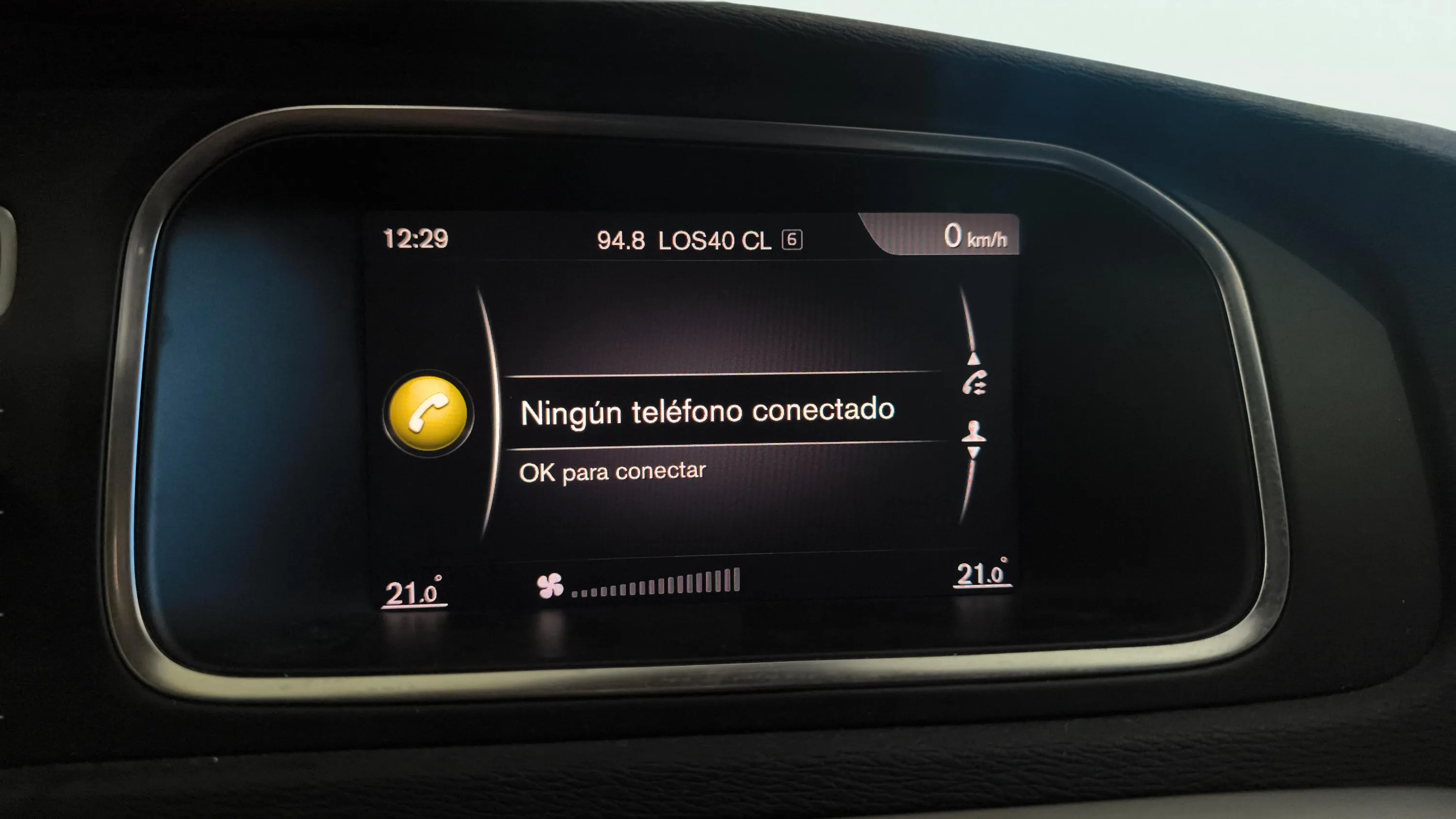 Volvo V40 2.0 D3 Inscription - foto 11
