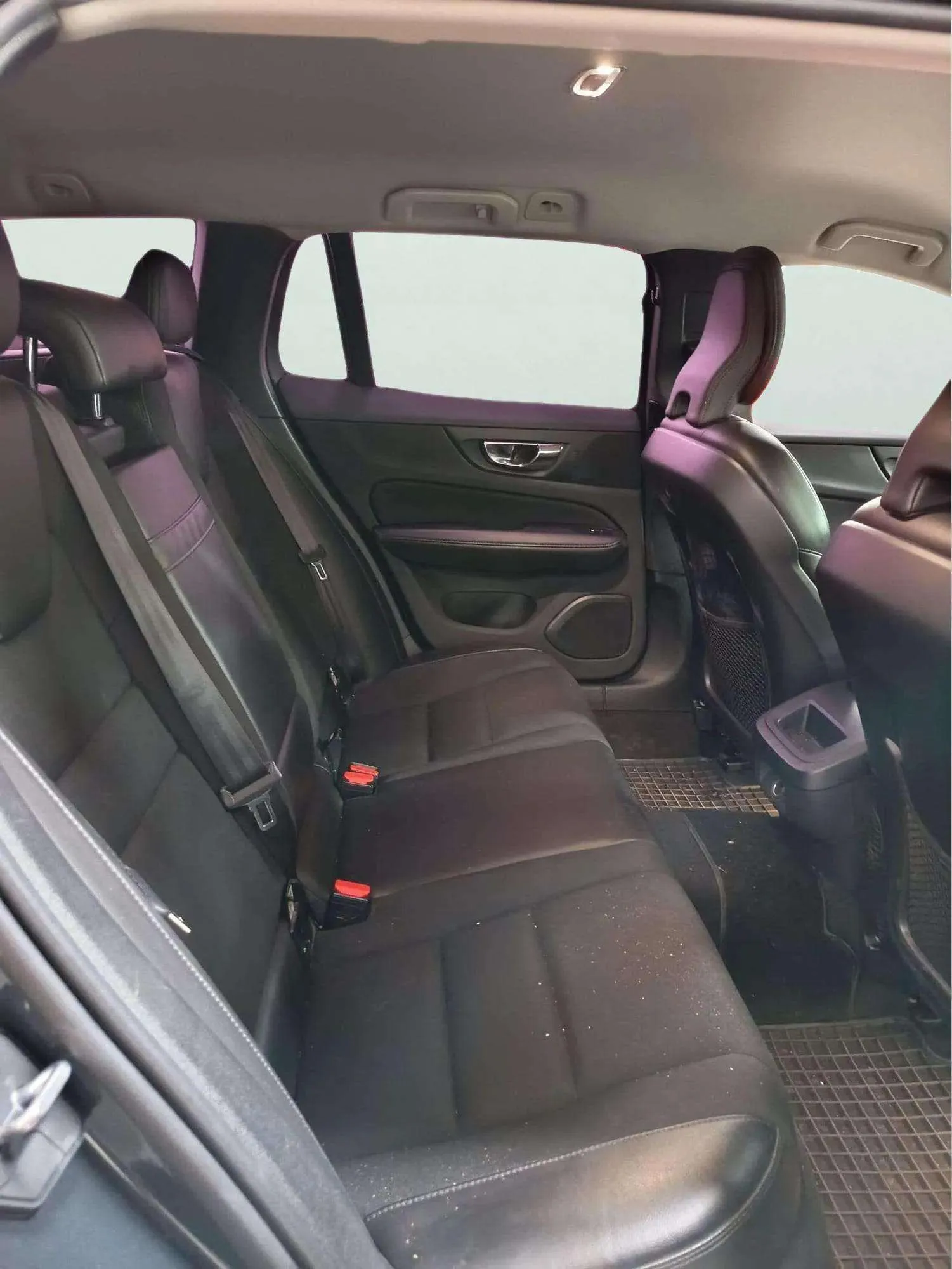 Volvo V60 2.0 D3 - foto 15