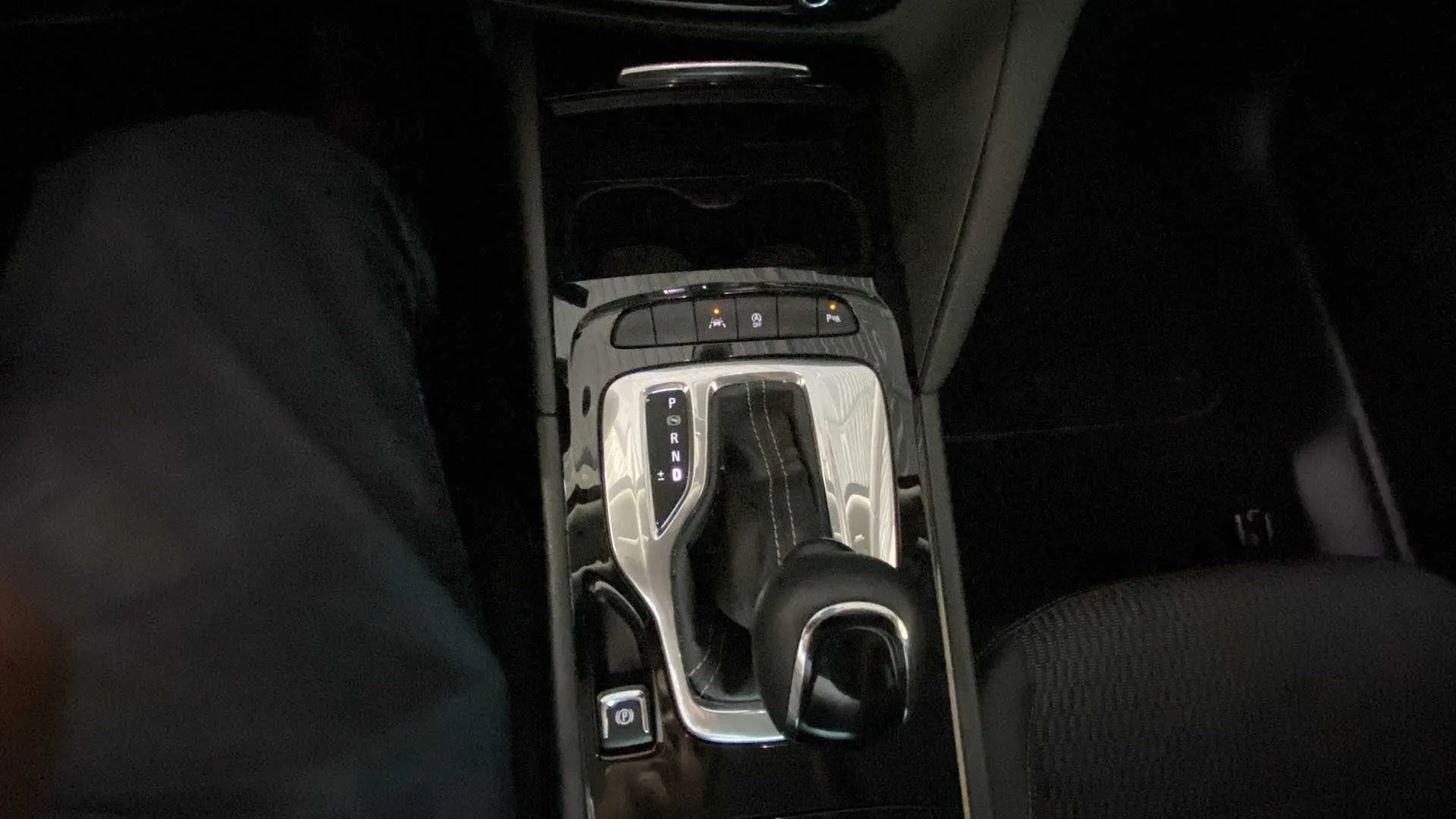 Opel Insignia GS Business Elegance 1.5D DVH AT8 - foto 31