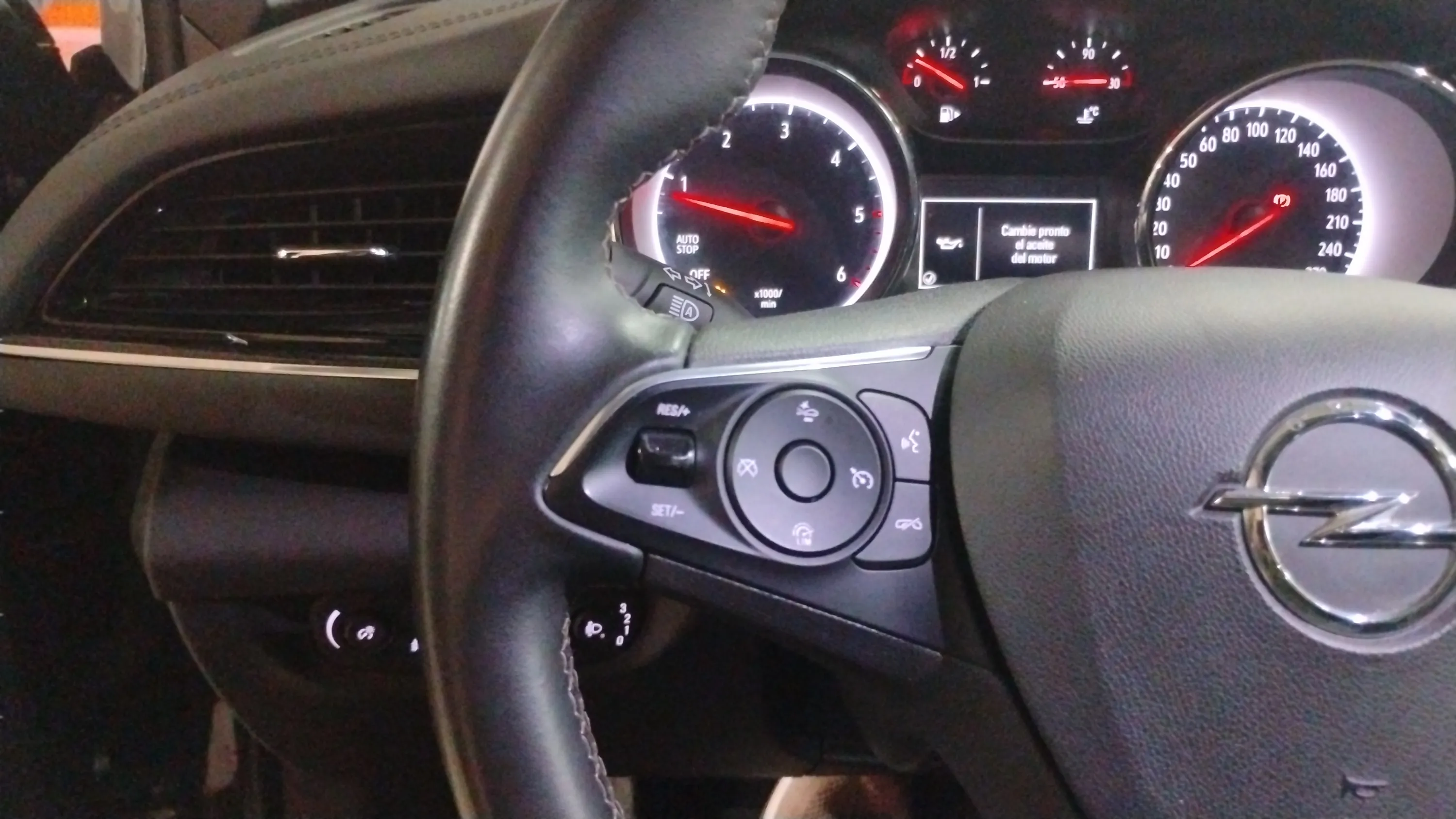 Opel Insignia GS Business Elegance 1.5D DVH AT8 - foto 15
