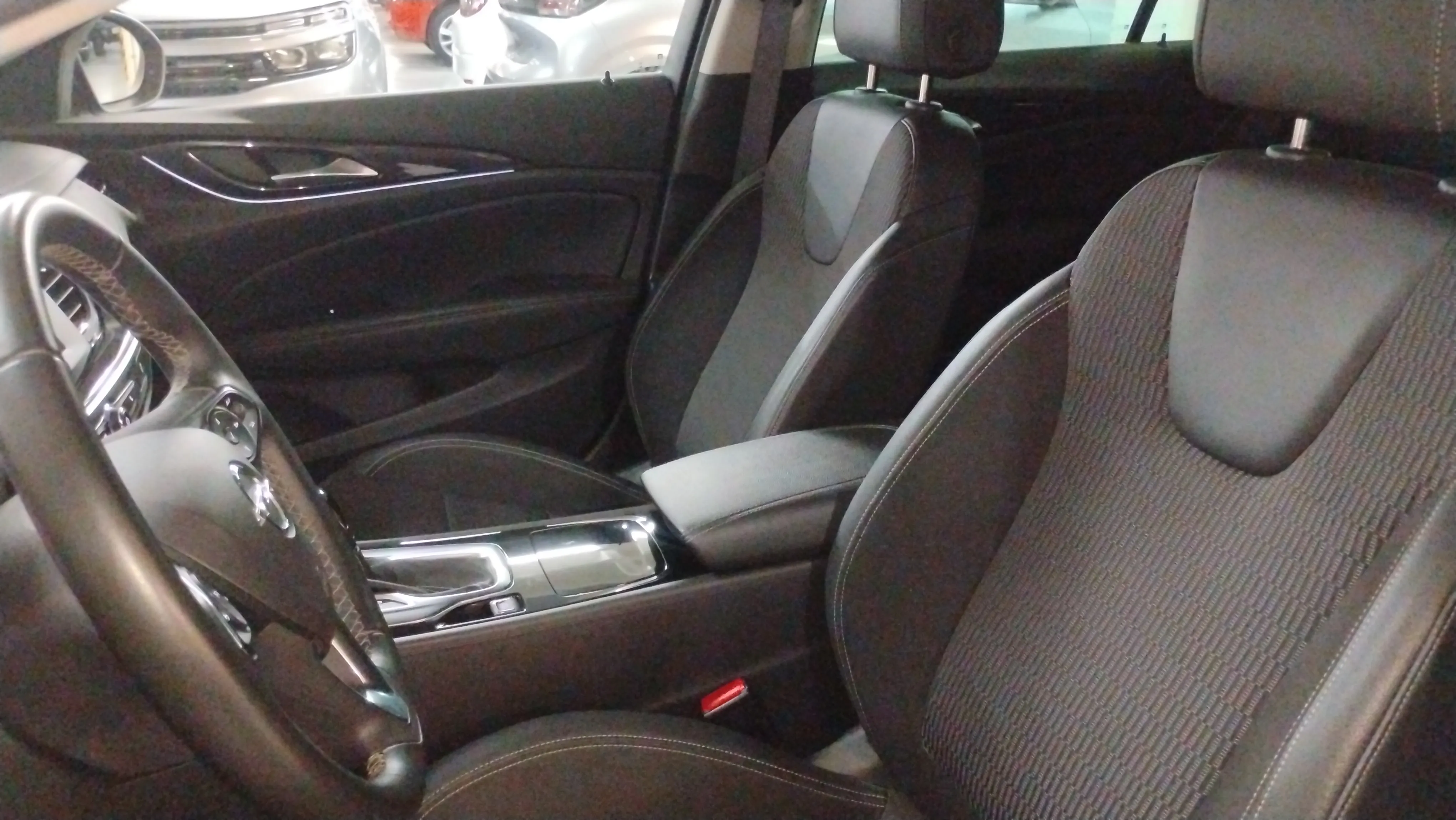Opel Insignia GS Business Elegance 1.5D DVH AT8 - foto 23