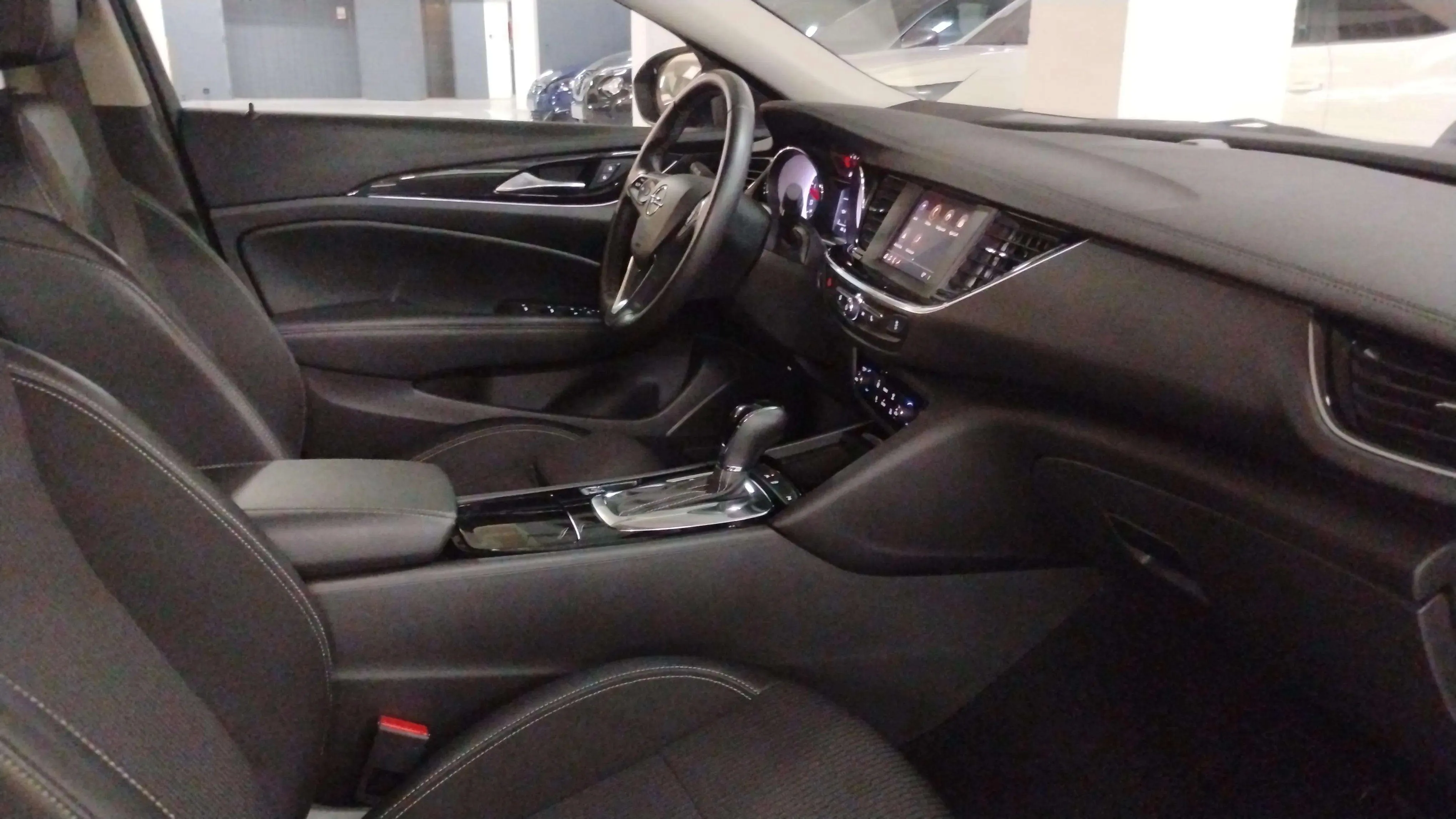 Opel Insignia GS Business Elegance 1.5D DVH AT8 - foto 39