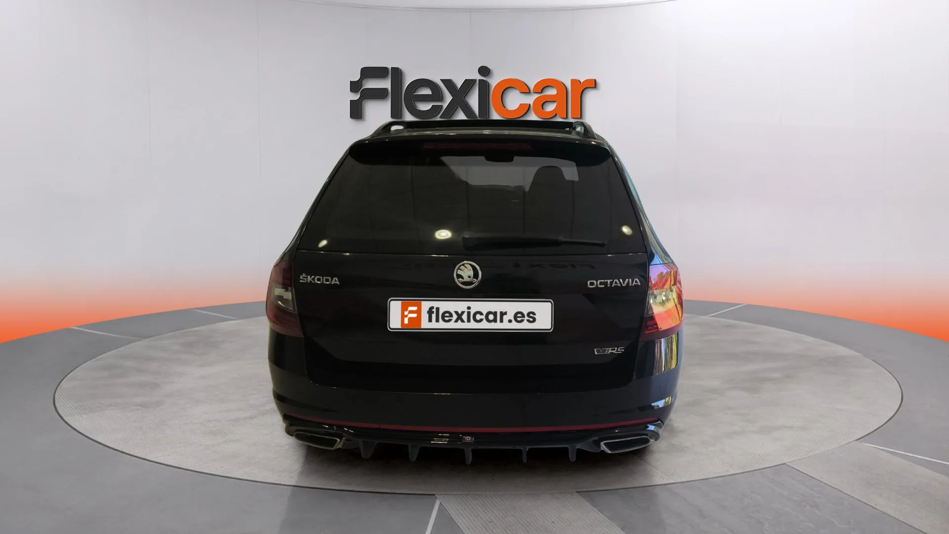 Škoda Octavia Combi 2.0 TSI DSG RS - foto 4