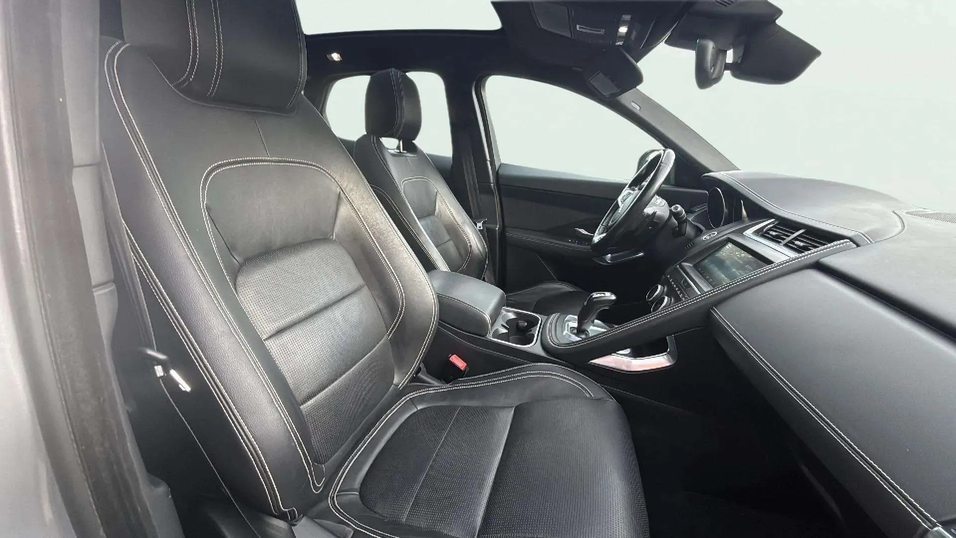 Jaguar E-Pace 2. R-Dynamic 4WD - foto 18