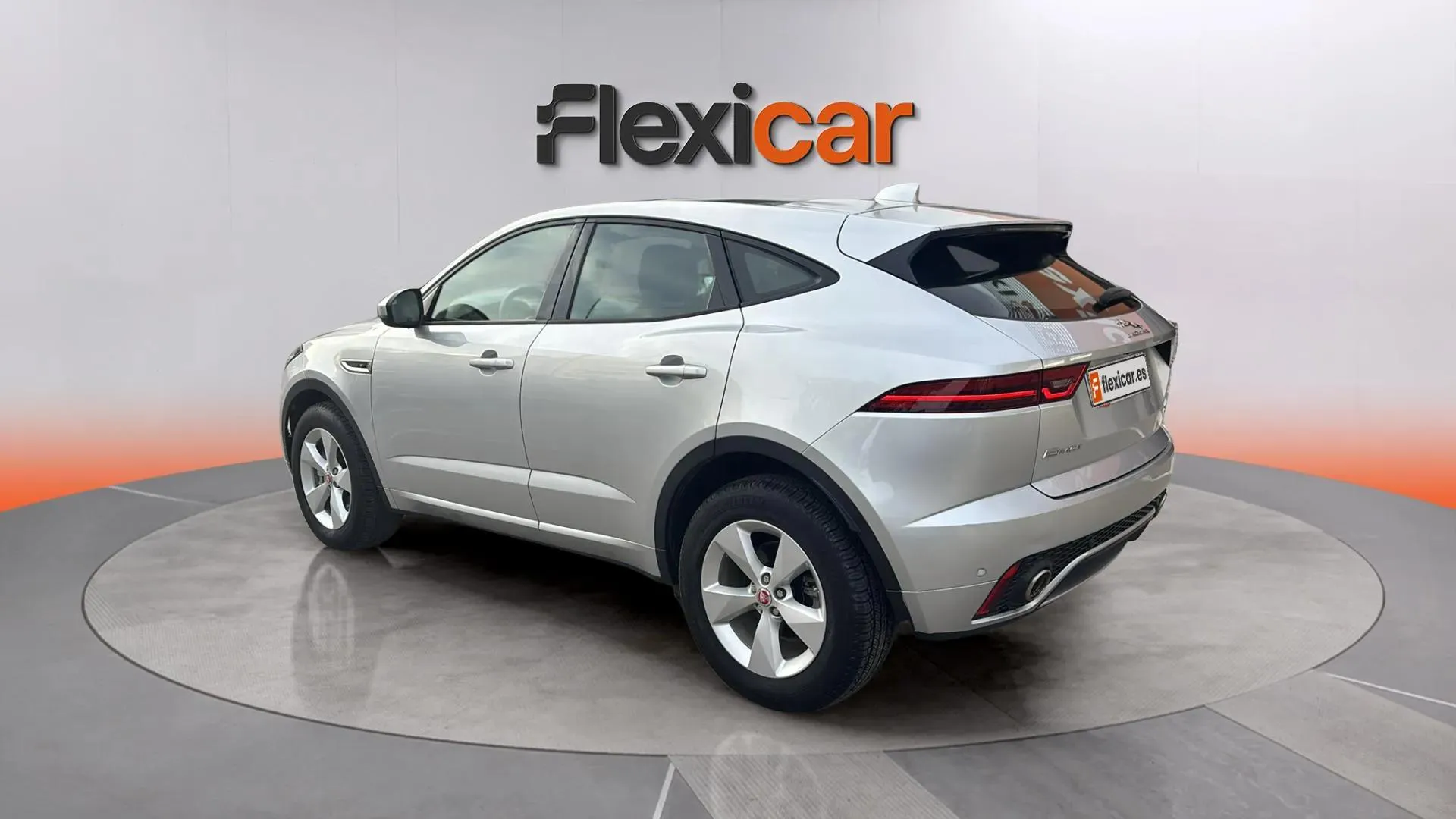 Jaguar E-Pace 2. R-Dynamic 4WD - foto 5